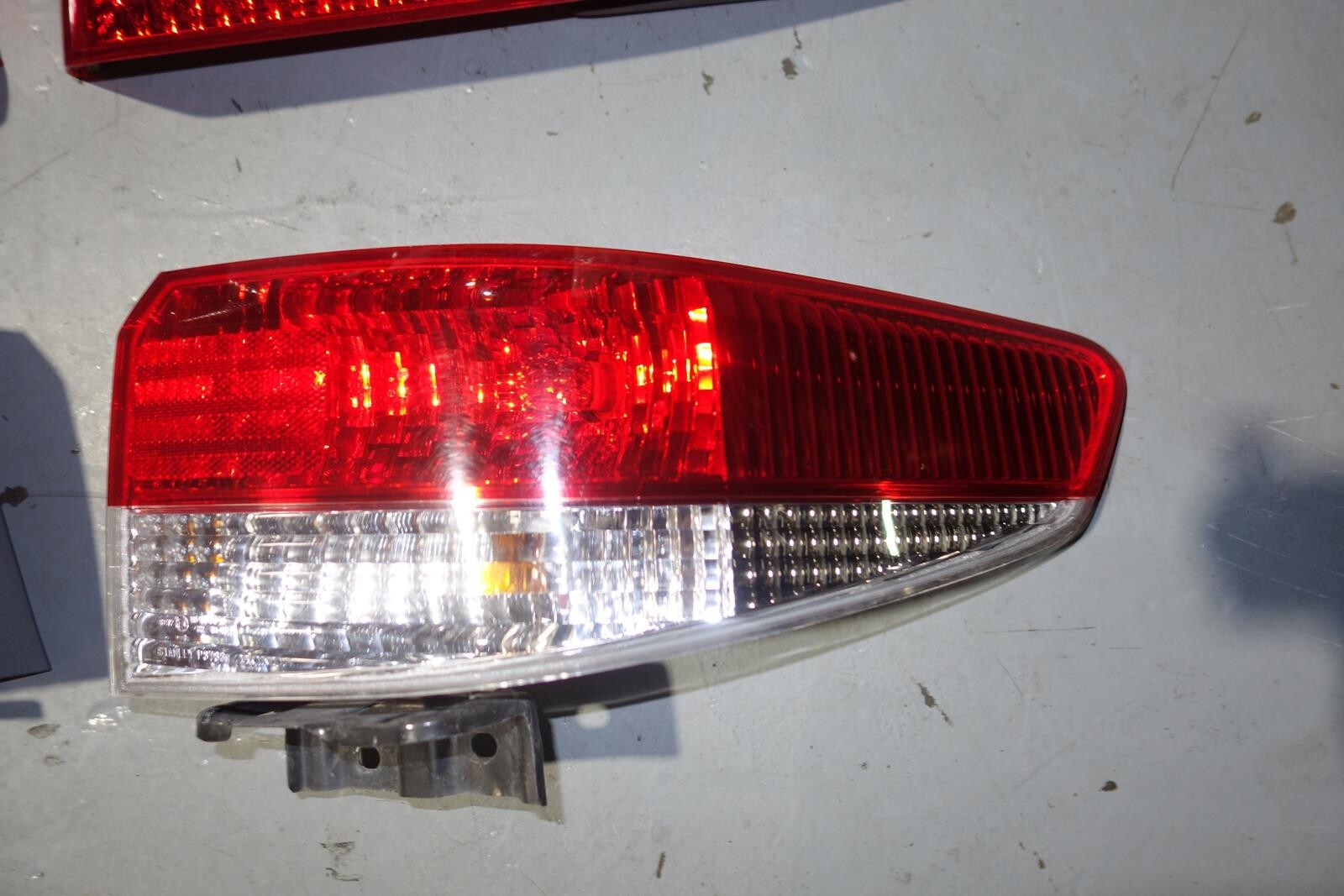 JDM 2003-2005 HONDA ACCORD INSPIRE UC1 USED OEM TAIL LIGHTS LAMPS 4 DOOR SEDAN