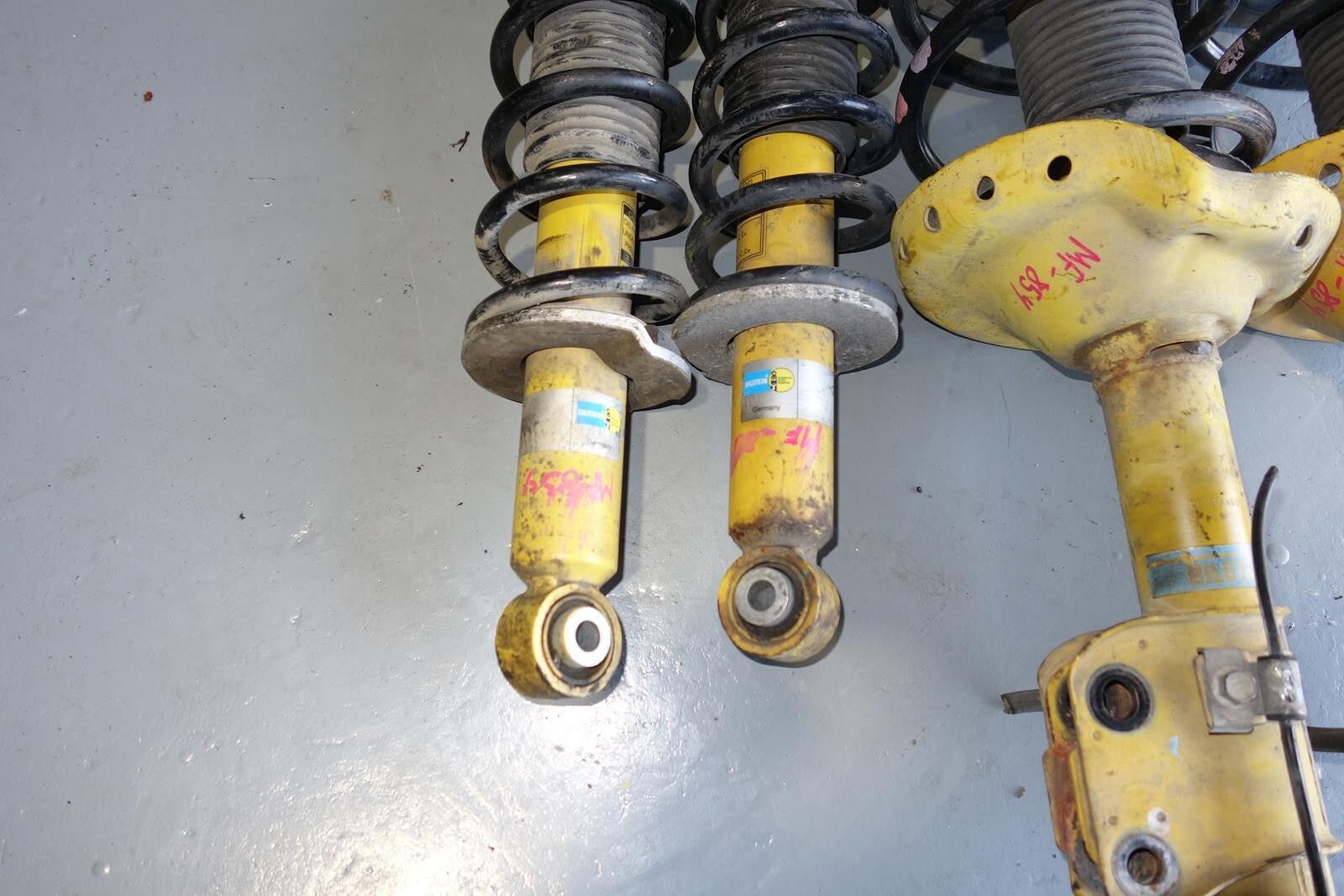 JDM Subaru Legacy Bilstein Yellow Shocks Struts Springs 2005-2009 # MF -854