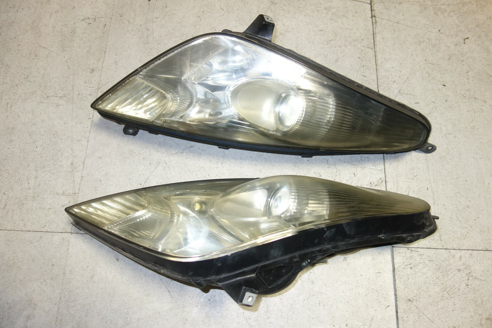 JDM Toyota Celica Genuine OEM Headlights Light Halogen Pair zzt231 2000-2005