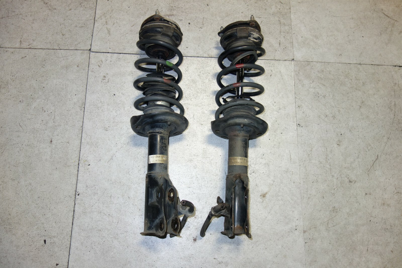 JDM Honda Civic FD1 Front Shocks Struts Springs 2006-2011 OEM Japan
