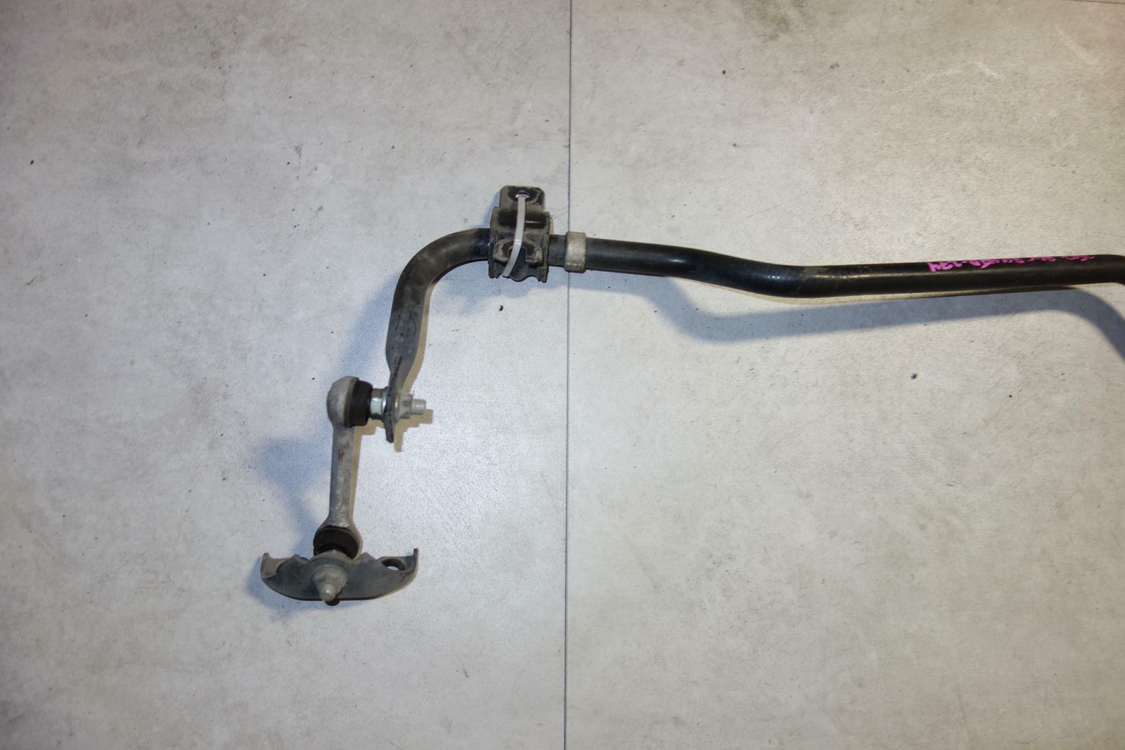 JDM Infiniti G35 Coupe Nissan 350z Rear Sway Bar 2003-2009 OEM Genuinee
