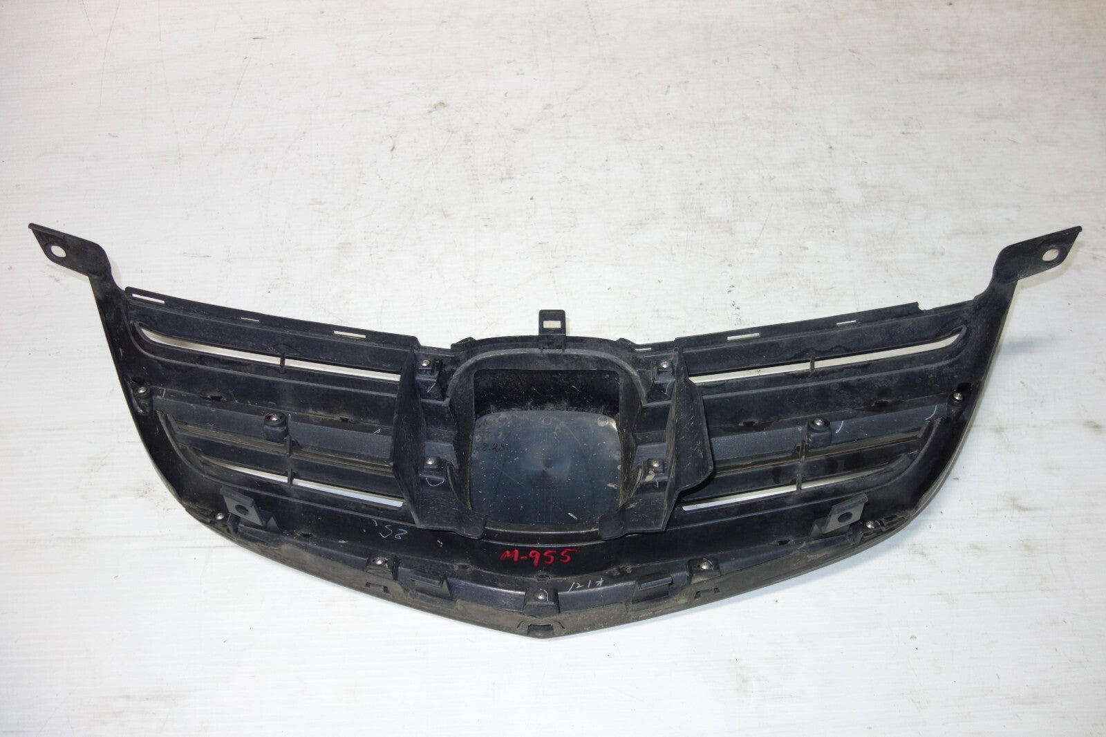 JDM 2005-2008 ACURA RL KB1 OEM FRONT GRILLE HONDA LEGEND KB1 GRILL