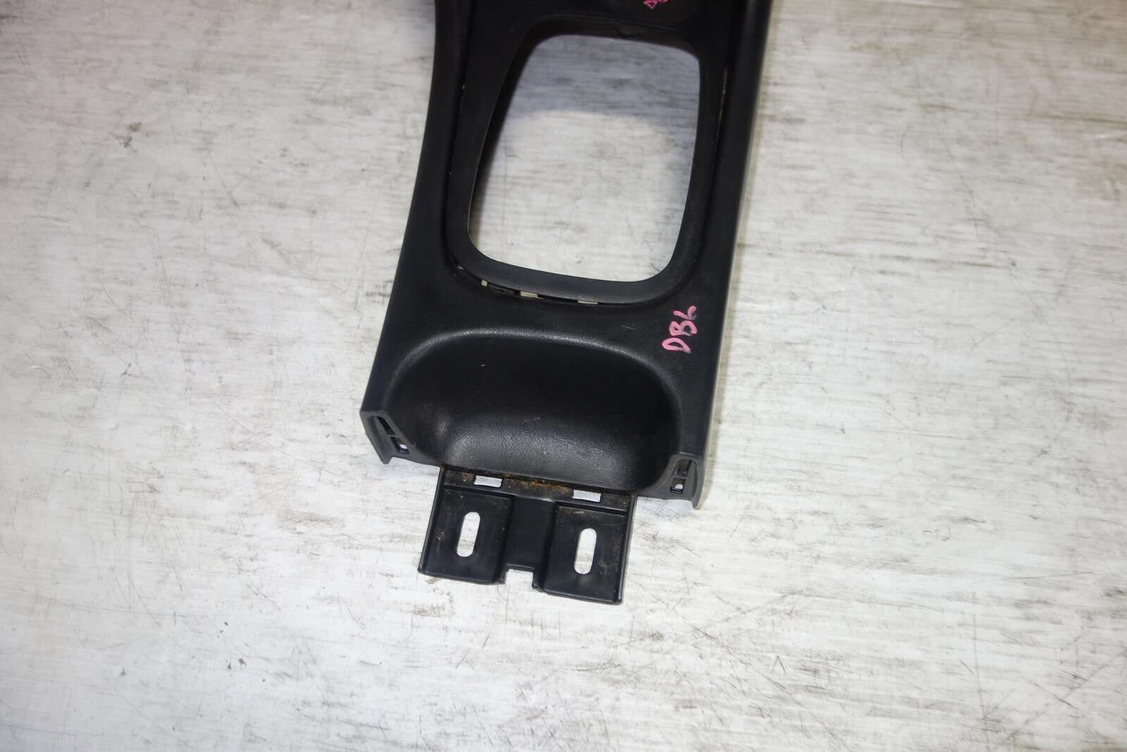 JDM Acura Integra Arm Rest Center Shifter Console Cup Holder Ash Tray 1994-2001