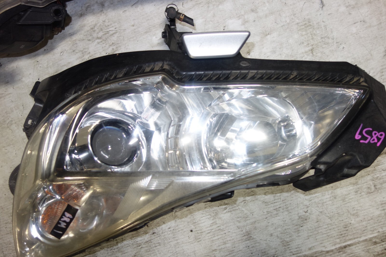 JDM Subaru Outback Headlights Headlamps HID 2010 2011 2012 2013 2014 BR9 BRM