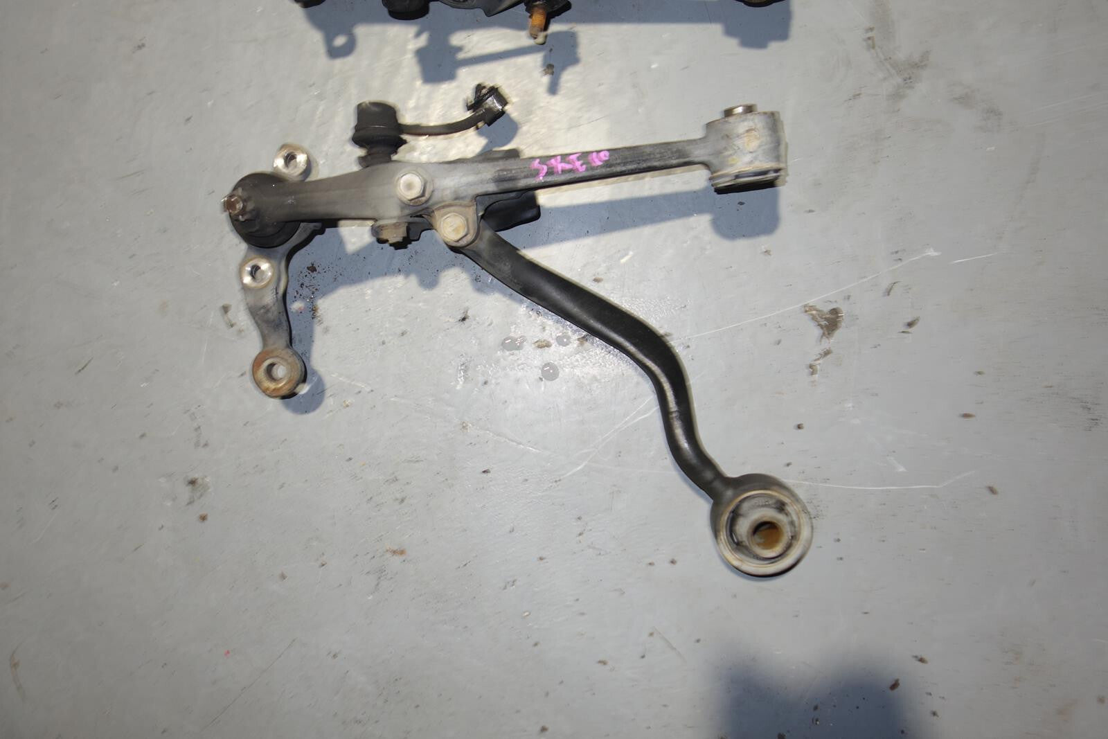 JDM Lexus IS300 Altezza Front Lower Control Arms Ball Joints 2001-2005 SXE10 OEM