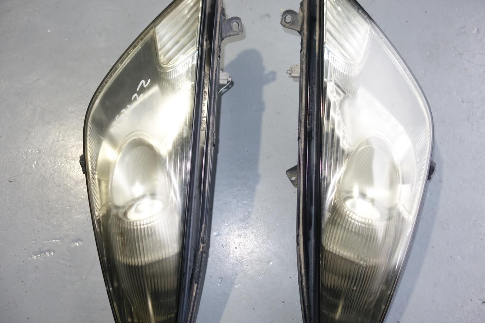 JDM Toyota Celica Genuine OEM Headlights Light Halogen Pair zzt231 2000-2005