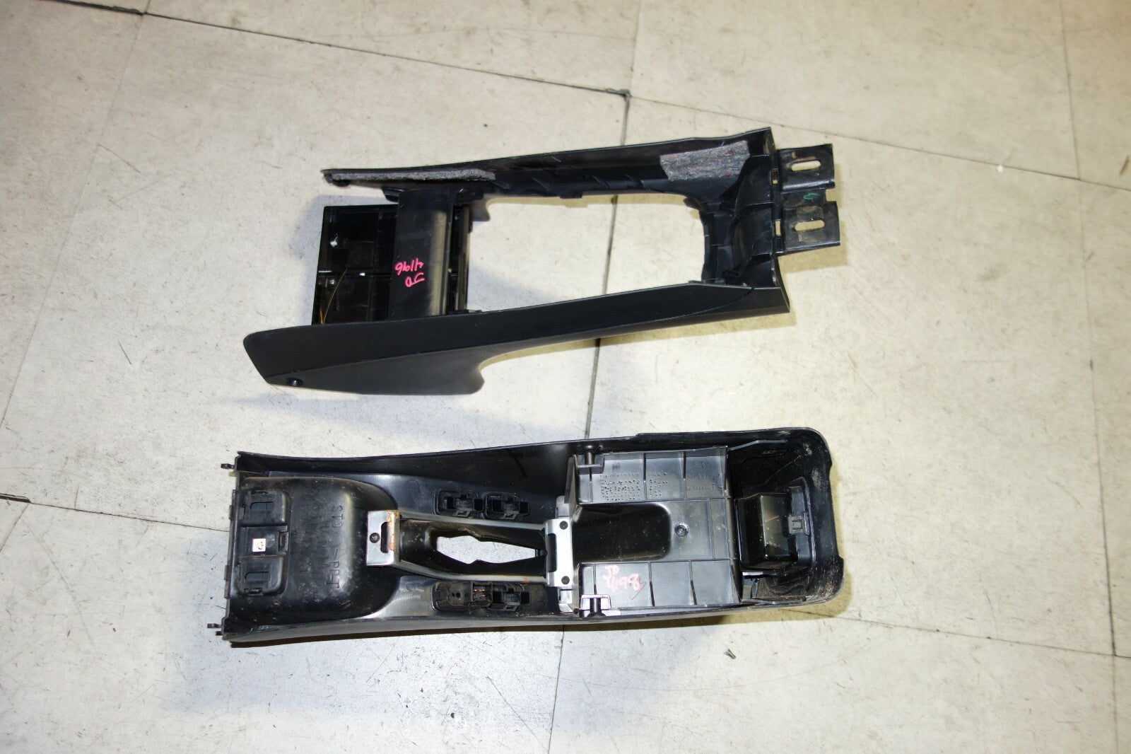 JDM Acura Integra Arm Rest Center Console Shifter Console DC2 RHD 1994-2001