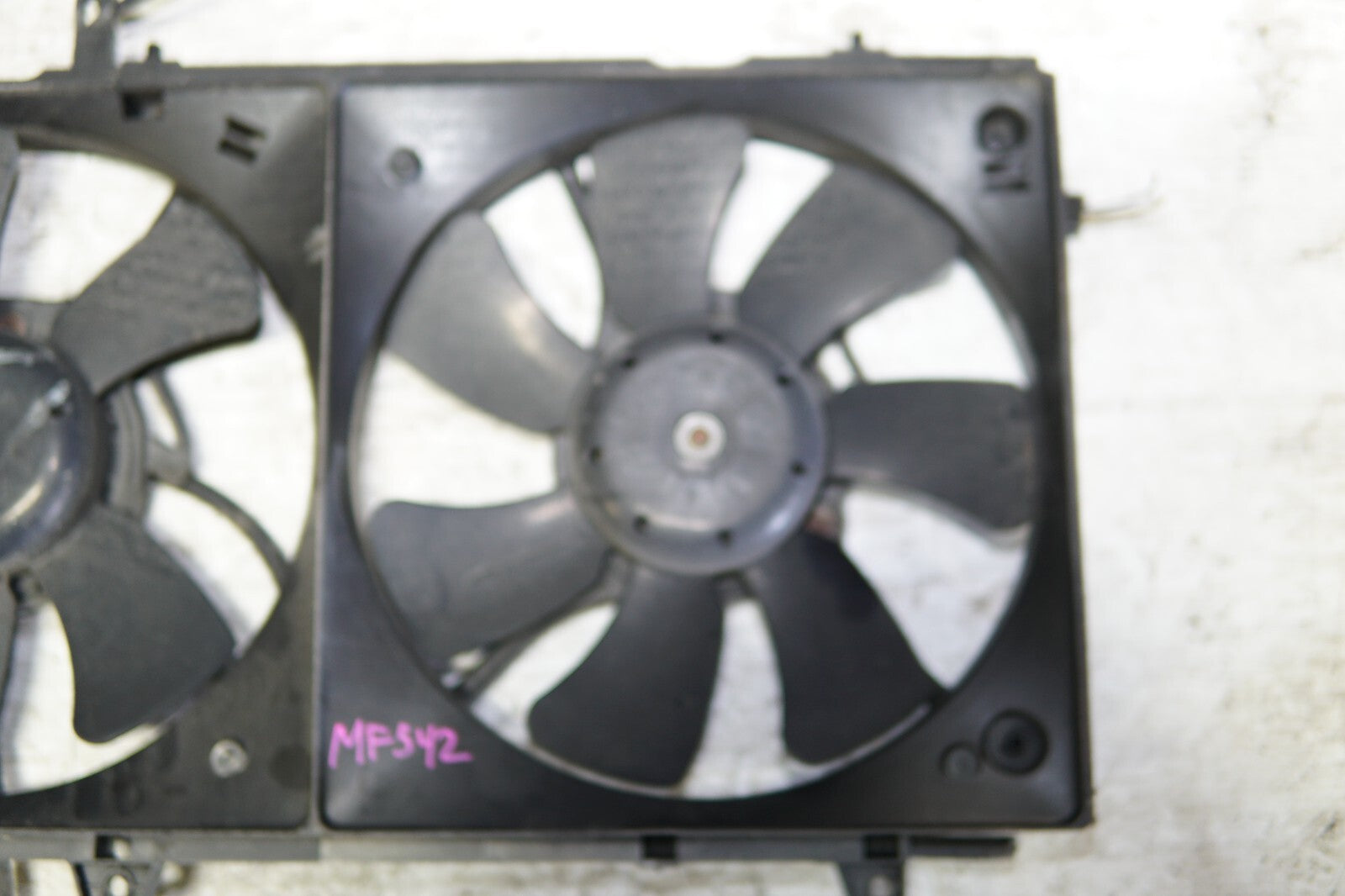 JDM 2003-2008 SUBARU FORESTER OEM RADIATOR ASSEMBLY SHROUD SG5 RAD FAN