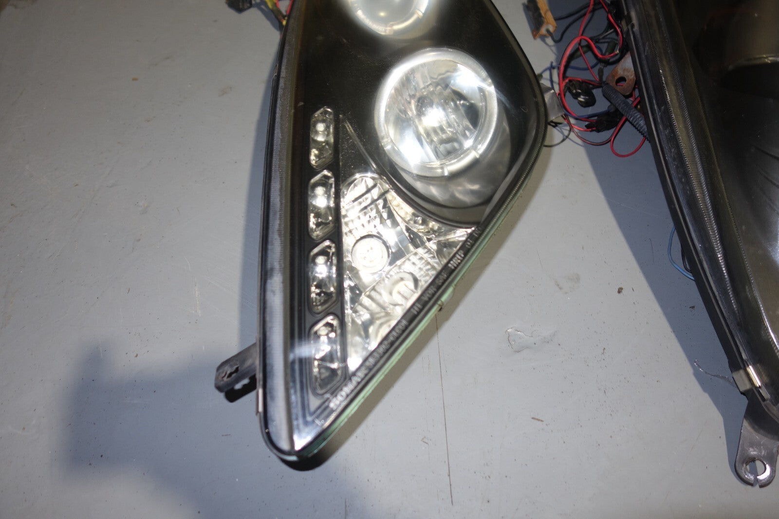 JDM 2000-2005 TOYOTA CELICA HEAD LIGHTS LEFT & RIGHT HEAD LAMPS 2000-2005