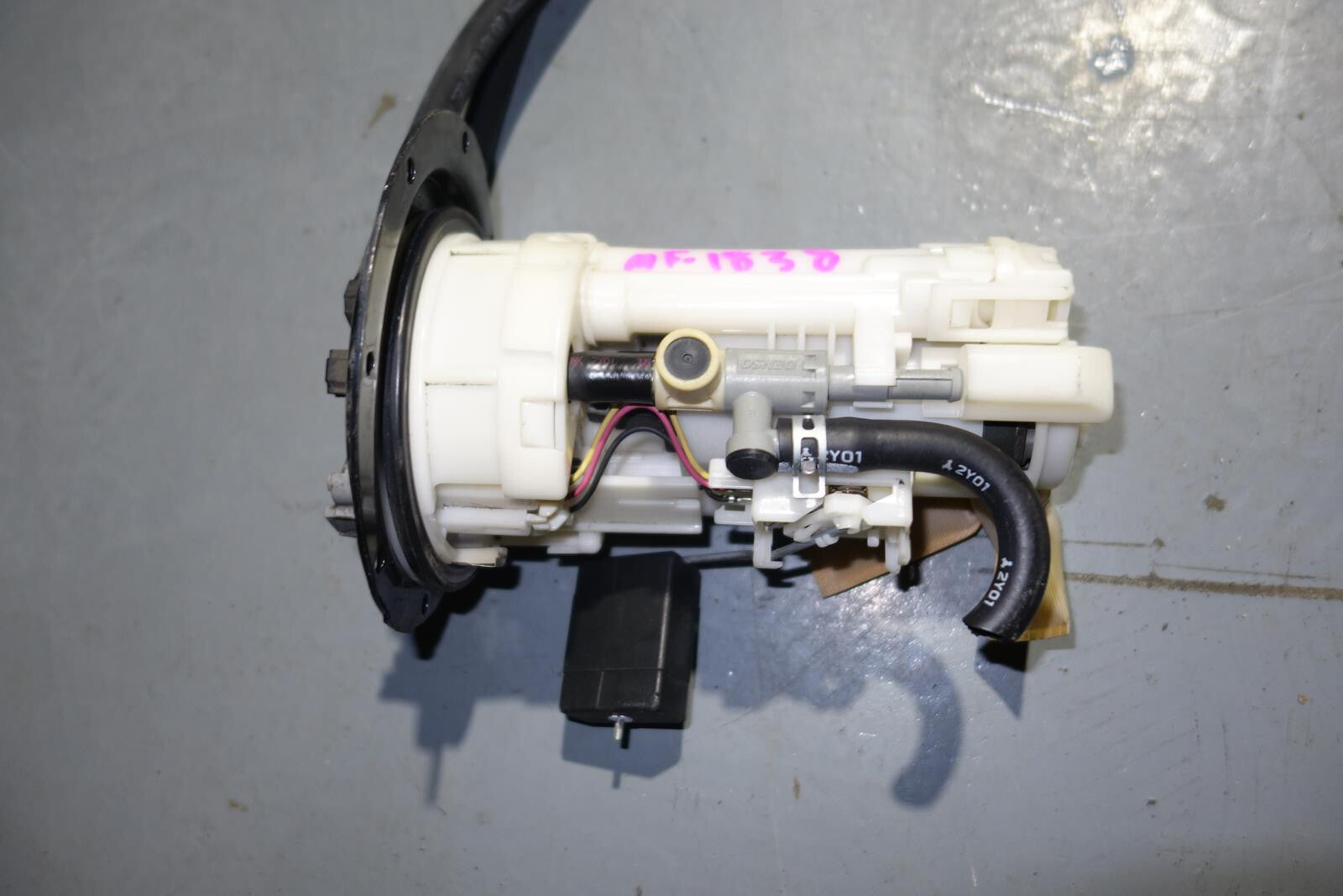 JDM TOYOTA CALDINA ST246W ST246 3SGTE 77020-21140 FUEL PUMP 3S-GTE 3S TURBO
