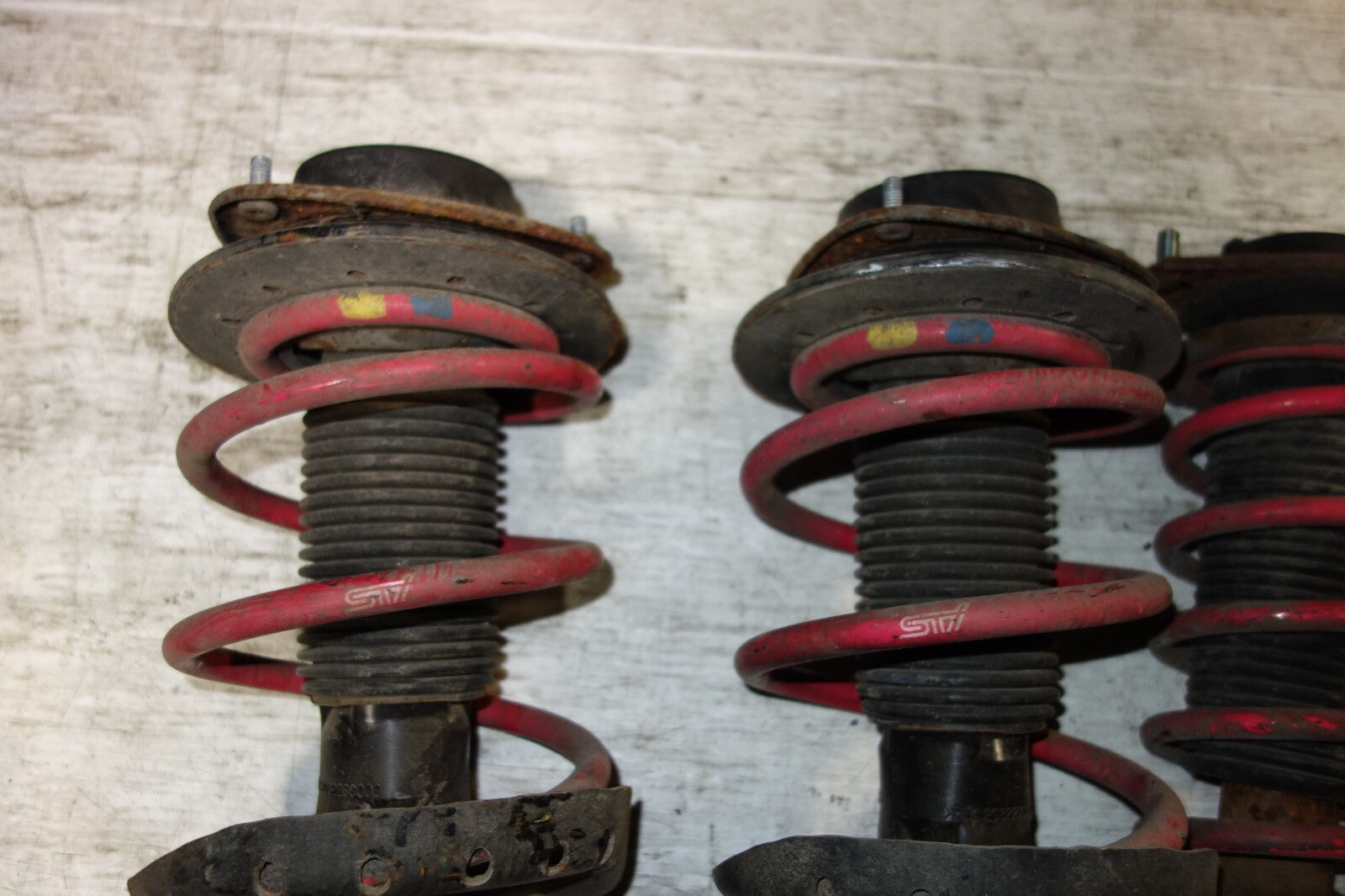 JDM 2005-2009 SUBARU LEGACY STI SHOCKS FRONT & REAR COIL STRUTS
