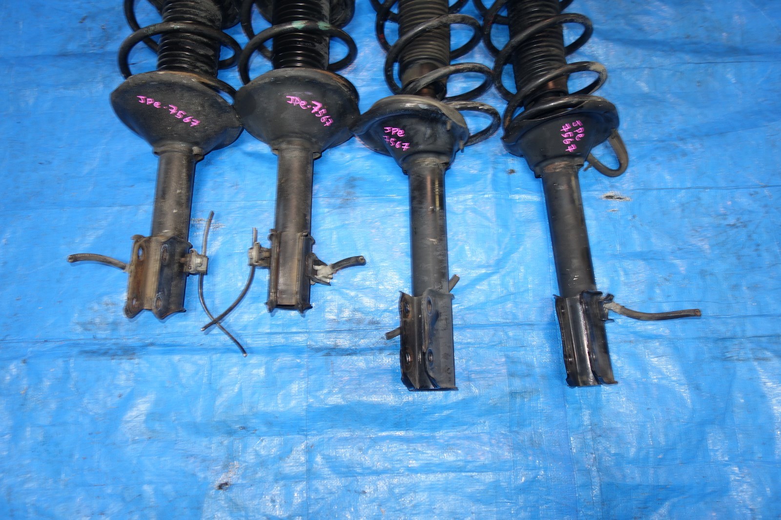 JDM Subaru Forester KYB Shocks Coil Springs Struts Suspension Assembly 1998-2002