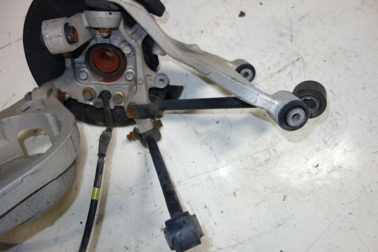 JDM Infiniti G35 Rear Right Spindle Wheel Hub Control Arms 2003-2007 Coupe