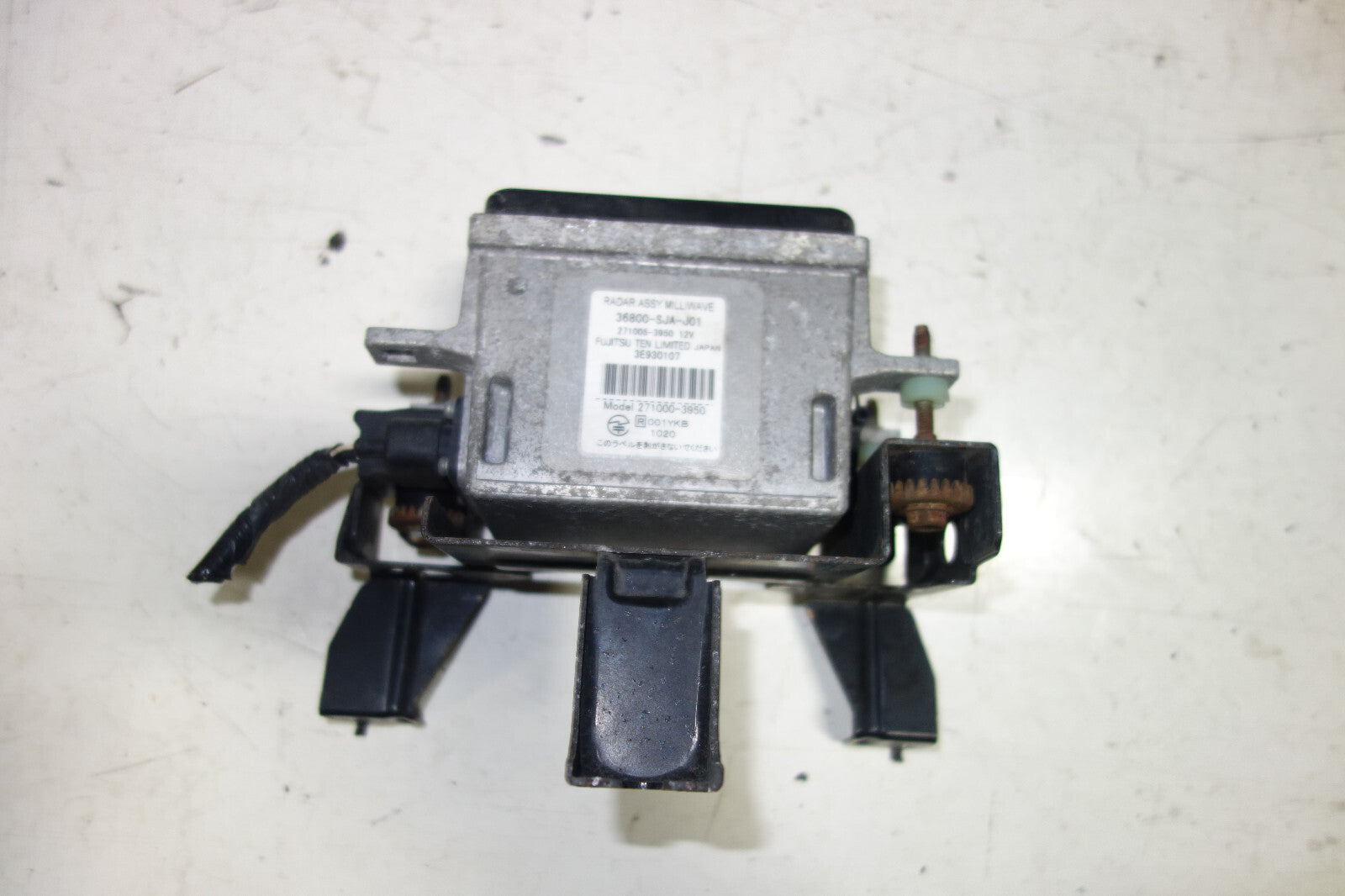JDM Acura RL Radar Assembly Cruise Sensor Milliwave Distance OEM 2005-2008 KB1