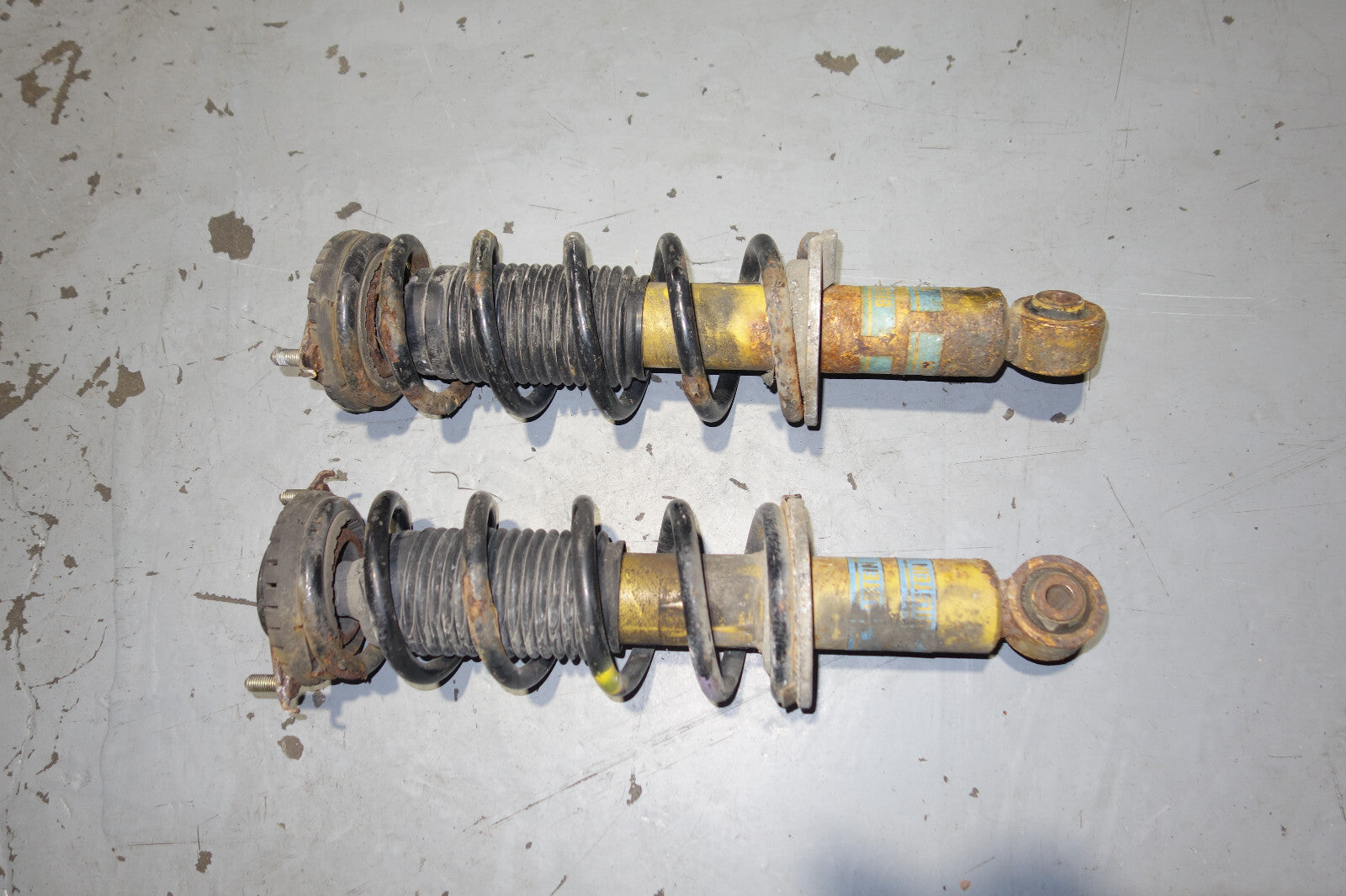 JDM Subaru Legacy Bilstein Rear Shocks Coil Springs Strut Suspension 1998-2004