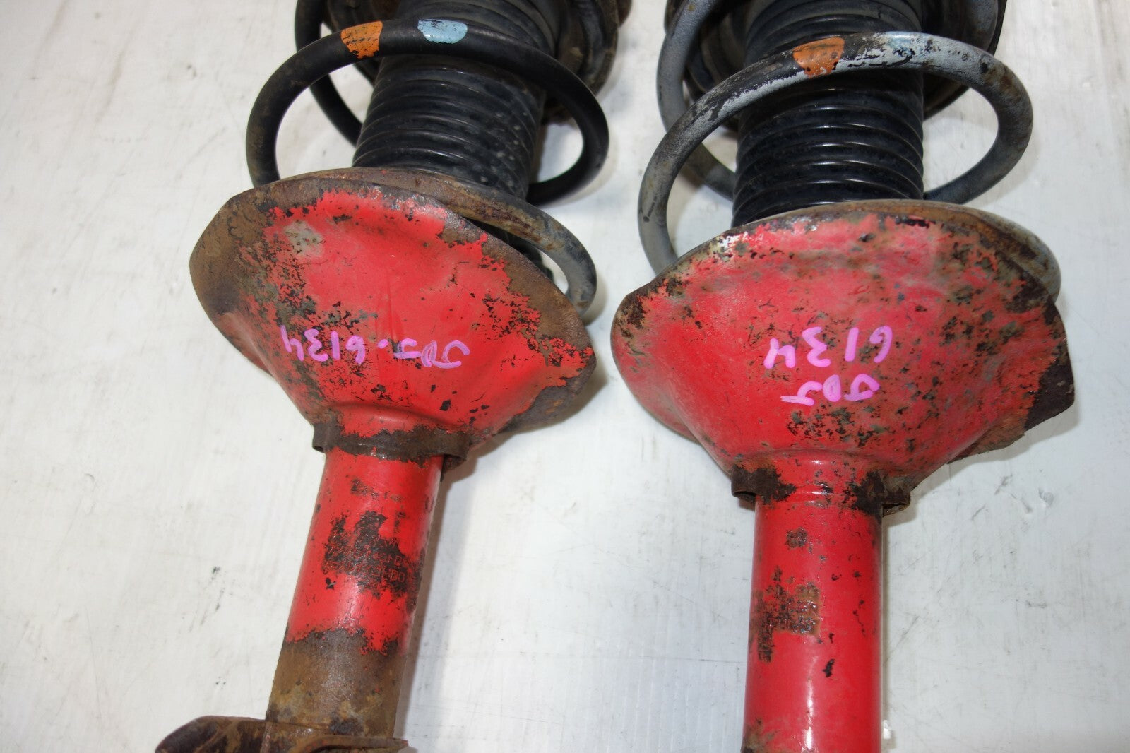 JDM Subaru WRX STi Front Shocks Left & Right 5x100 2002 2003 2004 2005 V8 V7