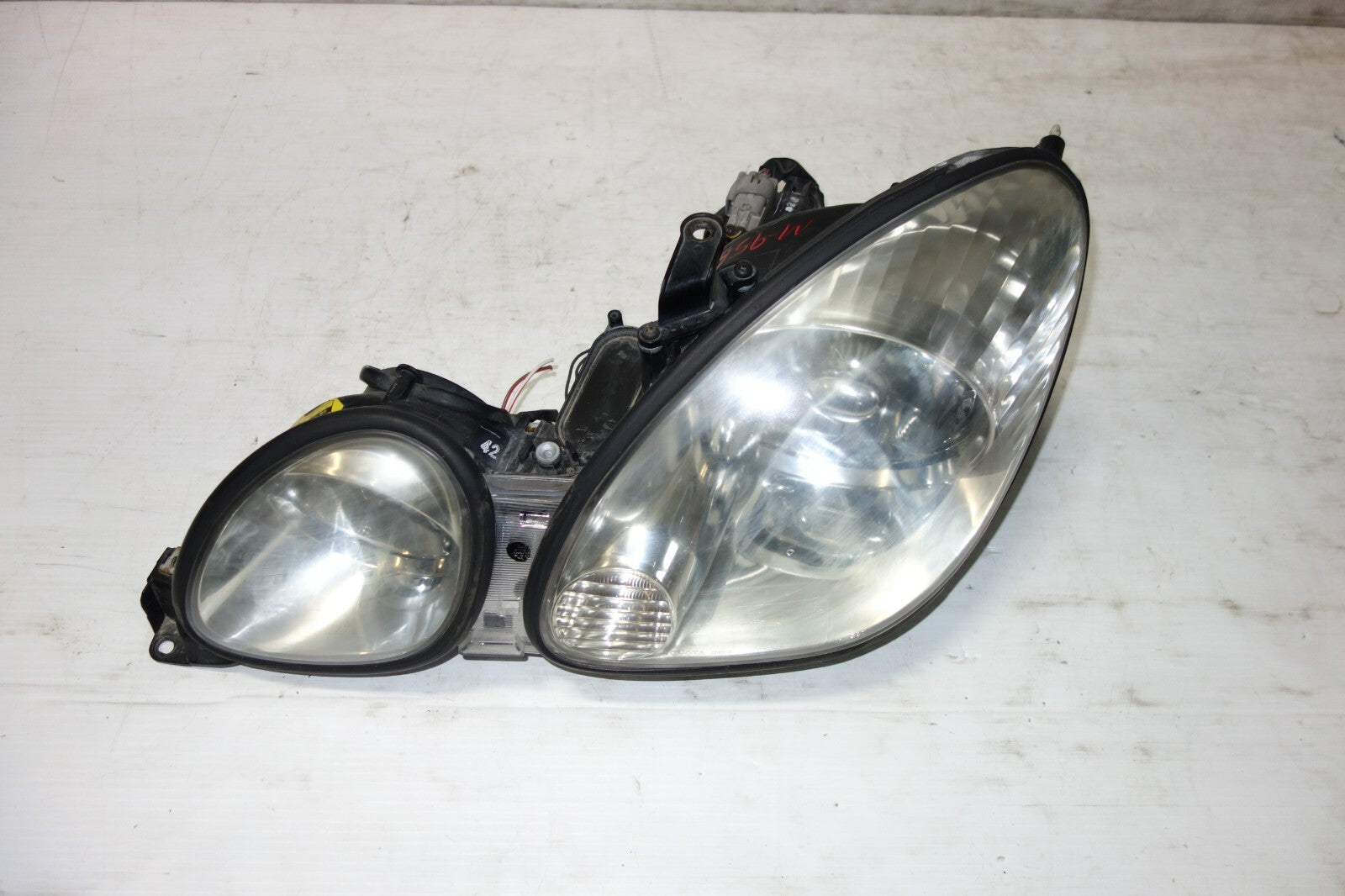 JDM 1998-2005 LEXUS GS300 GENUINE HID HEAD LIGHT LEFT DRIVER SIDE LAMP GS400 OEM