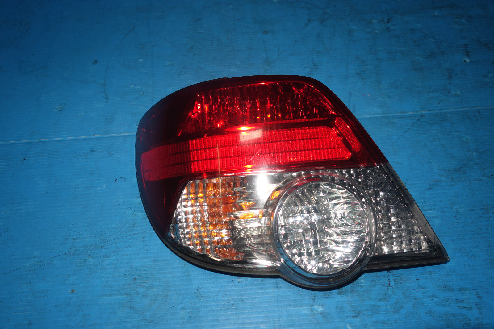 JDM Subaru Impreza WRX STi Outback Sport Wagon Left LH Tail Light Lamp 2004-2005