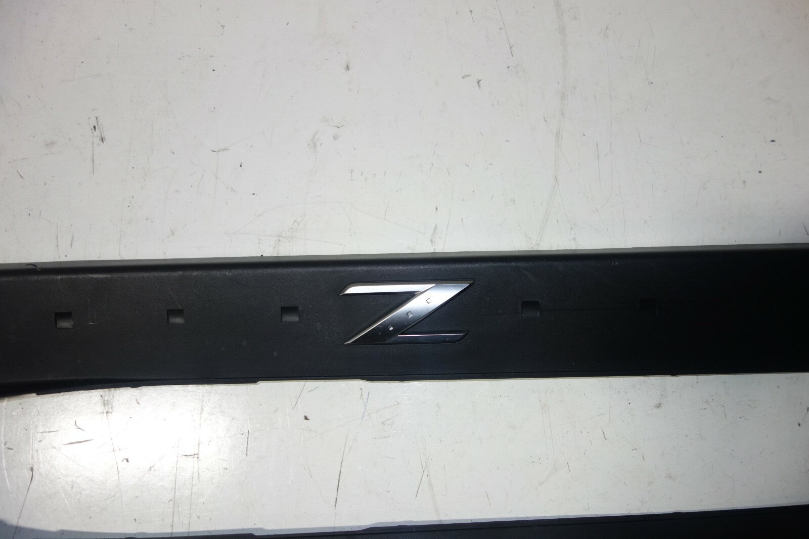 JDM Nissan 350z Z33 OEM Door Sills Side Steps Trim Panel 2003 2004 2005