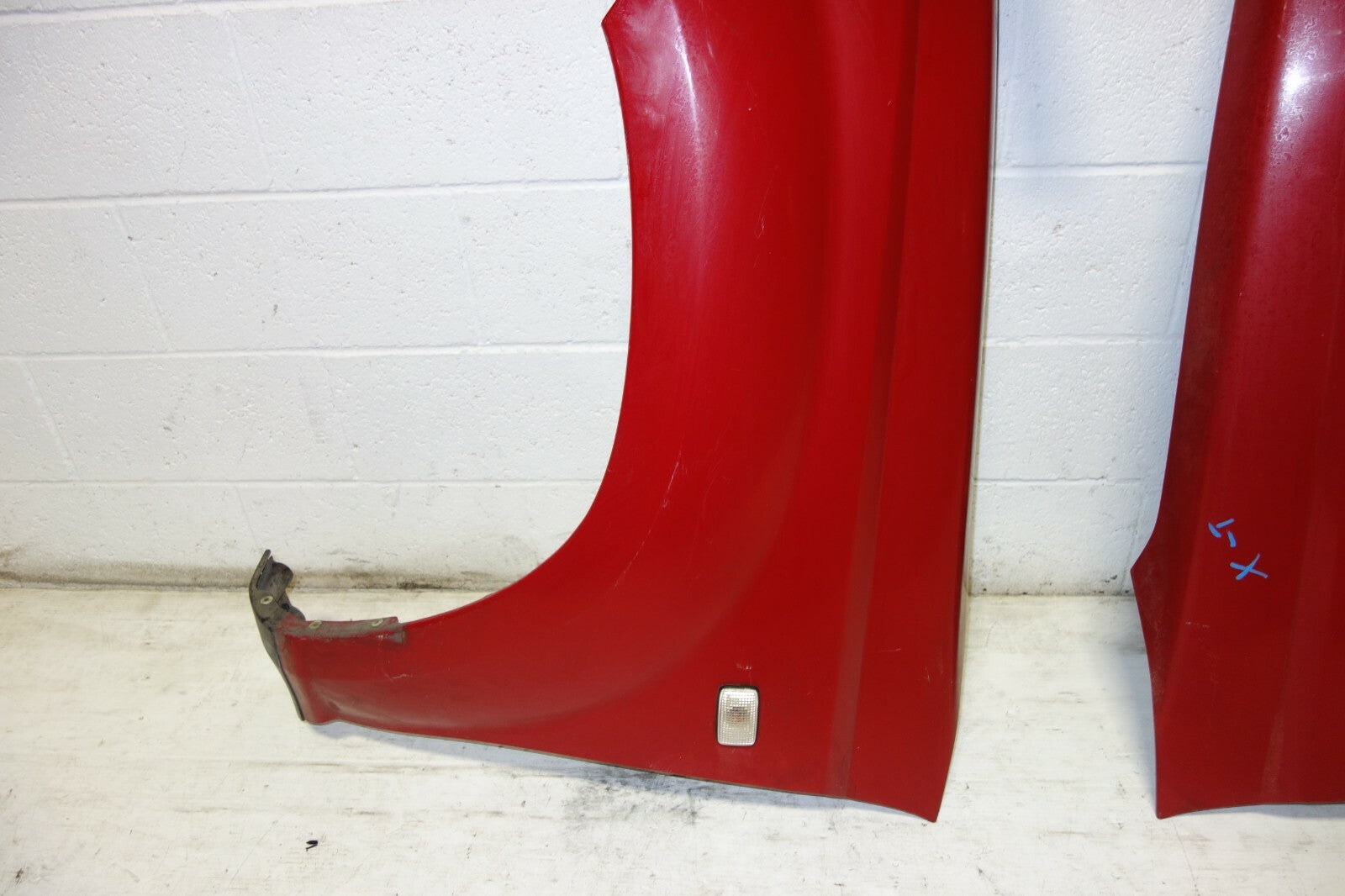 JDM Nissan X-Trail GT OEM Fenders Left & Right Pair PNT30 Japan