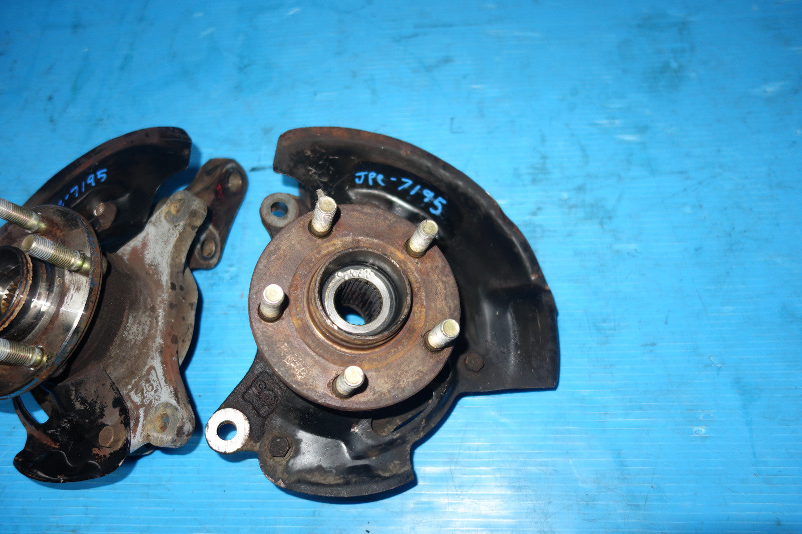 2003-2008 JDM Subaru Forester Front Spindles Hubs Knuckles Bearings 5X100 STi