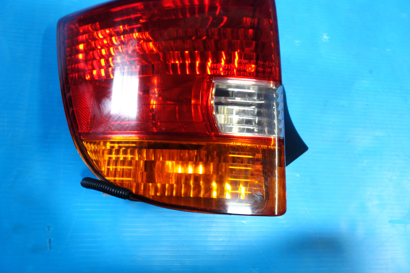 JDM Toyota Celica OEM Rear Left Tail Light Lamp LH Taillight ZZT231 2000-2005
