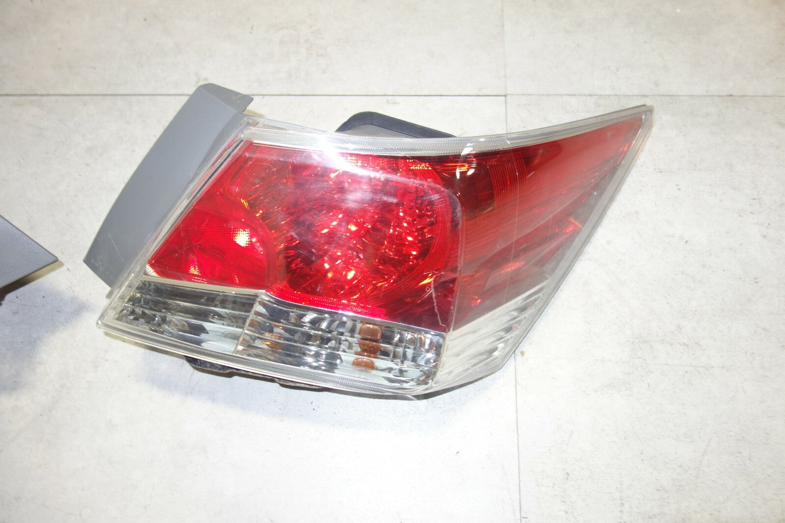 JDM 2008-2012 GENUINE HONDA ACCORD INSPIRE CP3 OEM TAIL LIGHTS TAIL LAMPS 4 DOOR