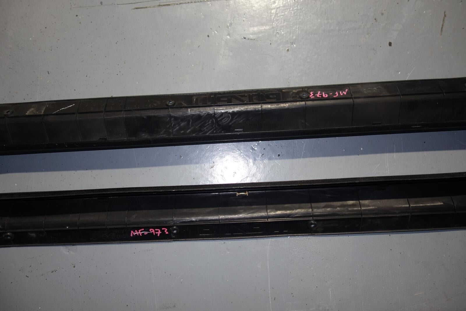 JDM 1986-1991 MAZDA RX-7 GENUINE FC3S DOOR SILL SCUFF KICK PLATE PANEL VERY RARE