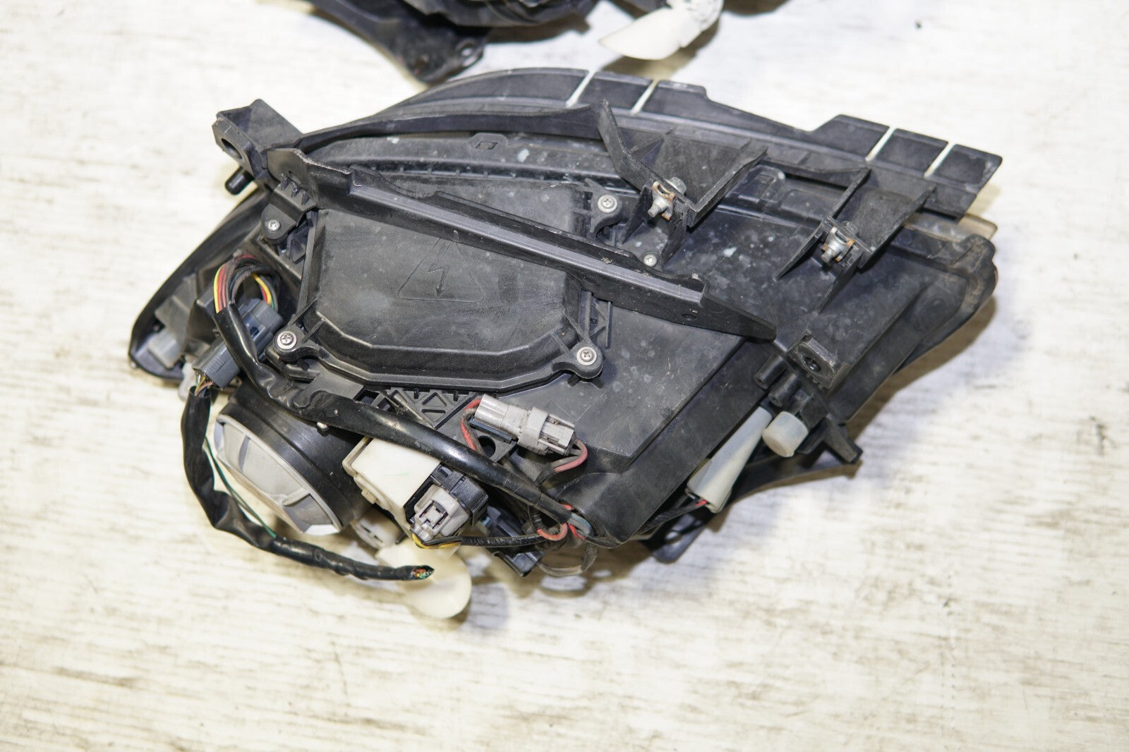 JDM 2004-2008 MAZDA RX8 OEM SE3P HEAD LIGHTS HEAD LAMPS RX-8 HEADLIGHTS