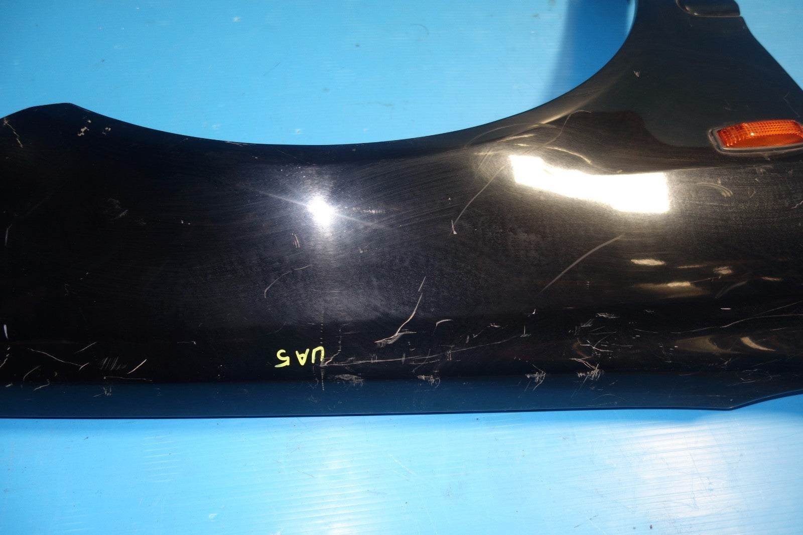 JDM Acura TL 3.2 TL OEM Fender Right RH Passenger Black UA5 With Light 1999-2001