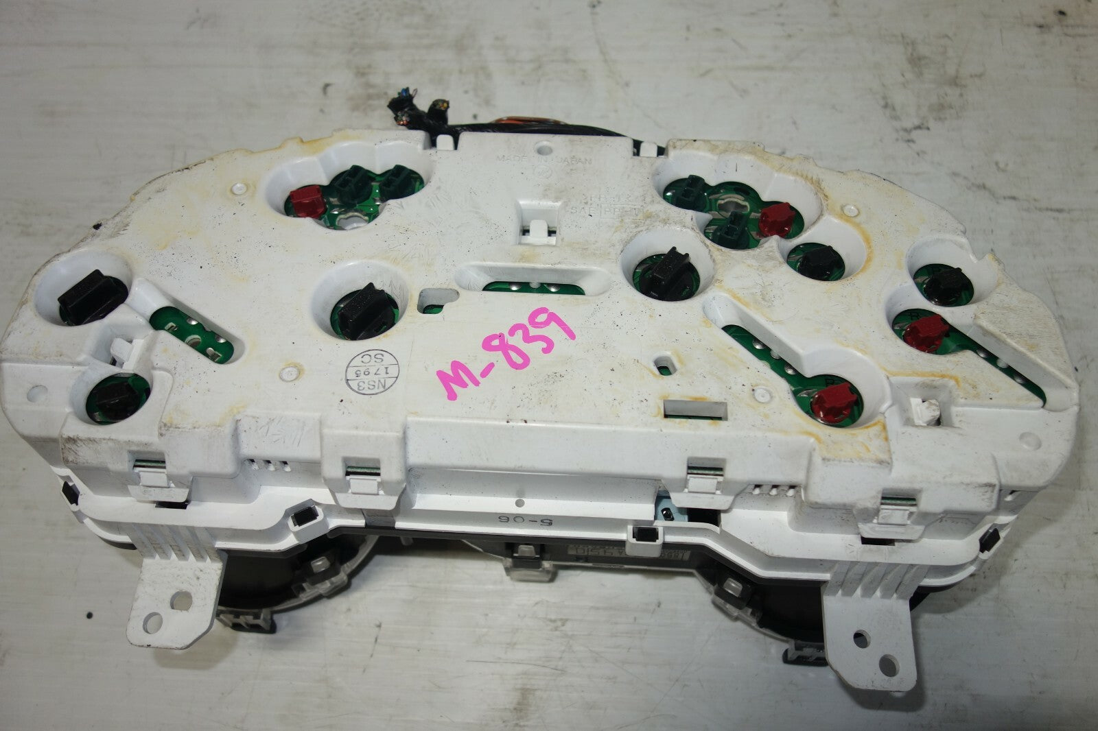 JDM SUBARU FORESTER SG5 MANUAL 5 SPEED GAUGE CLUSTER SPEEDOMETER 2003-2008