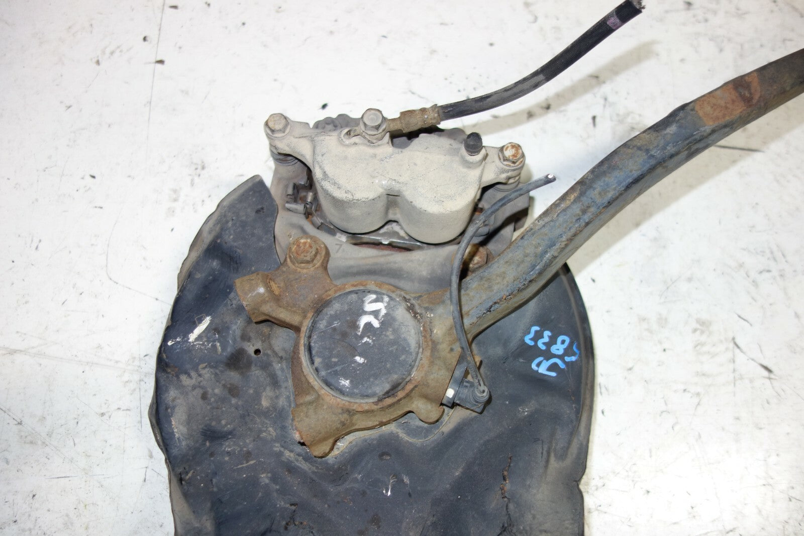 JDM Lexus GS300 OEM Front Left Spindle Hub Bearing Caliper 1998-2005 Driverside