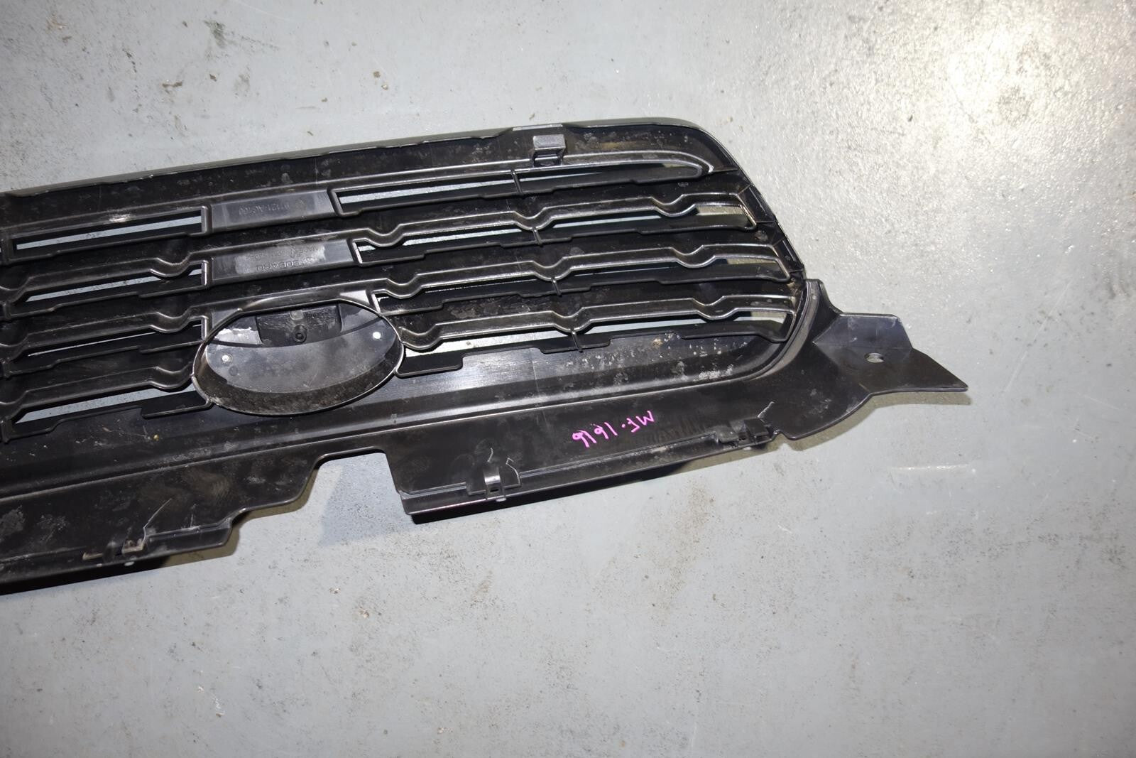 JDM Subaru Legacy Oem Grille BP5 BL5 2008-2009 MF-1616