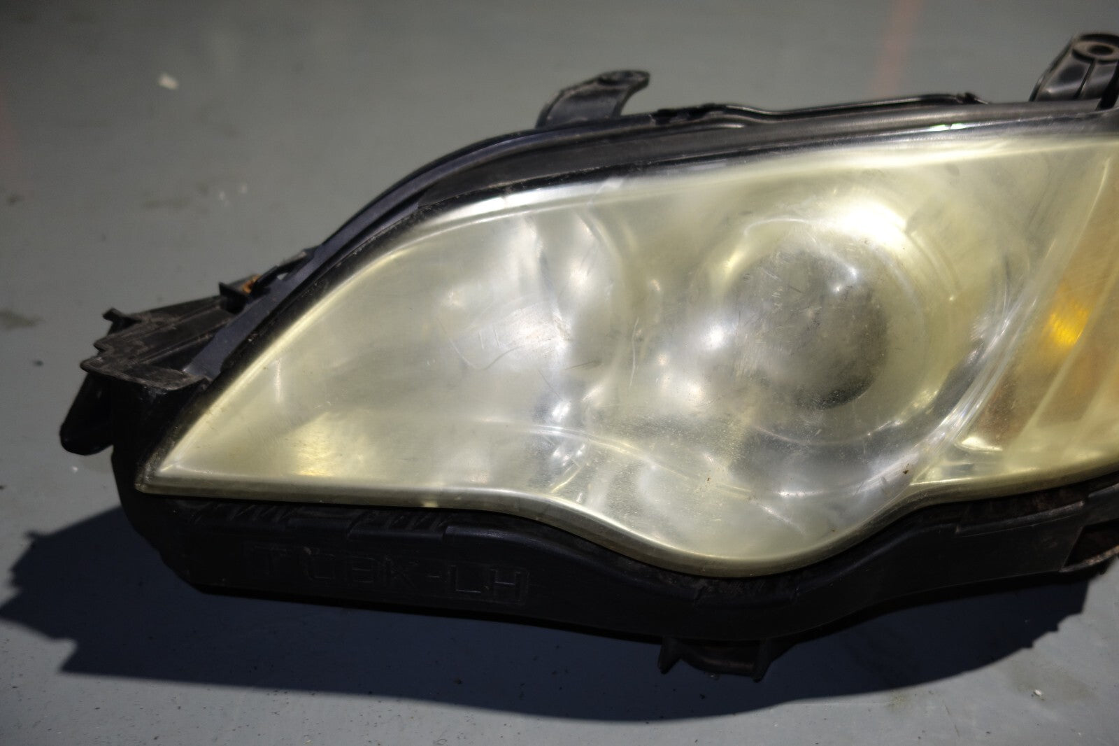 2008-2009 GENUINE SUBARU LEGACY USED HEAD LIGHTS LAMPS BLE BP5 BP9