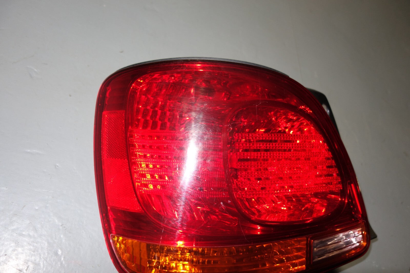 JDM 98-05 TOYOTA ARISTO TAIL LIGHT LEFT SIDE LEXUS GS300 GS400 GS430 TAIL LIGHT