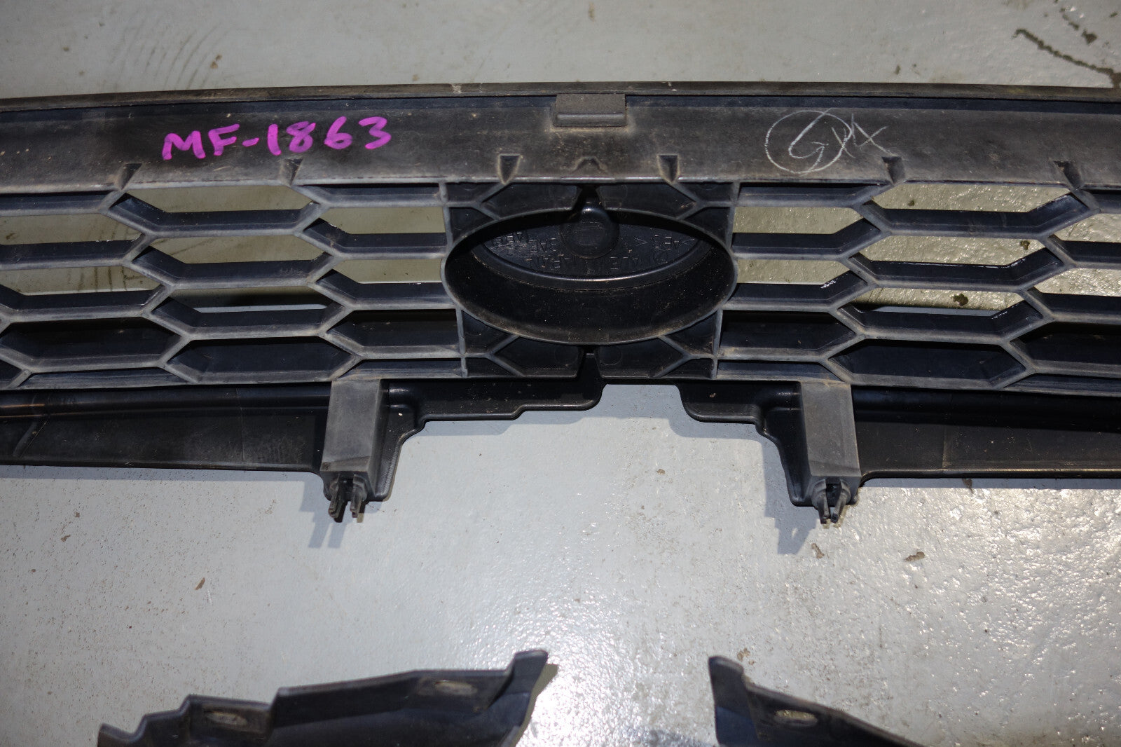 JDM Subaru Impreza WRX STi V7 Grille Outback Sport Front Grille TS RS 2002-2003