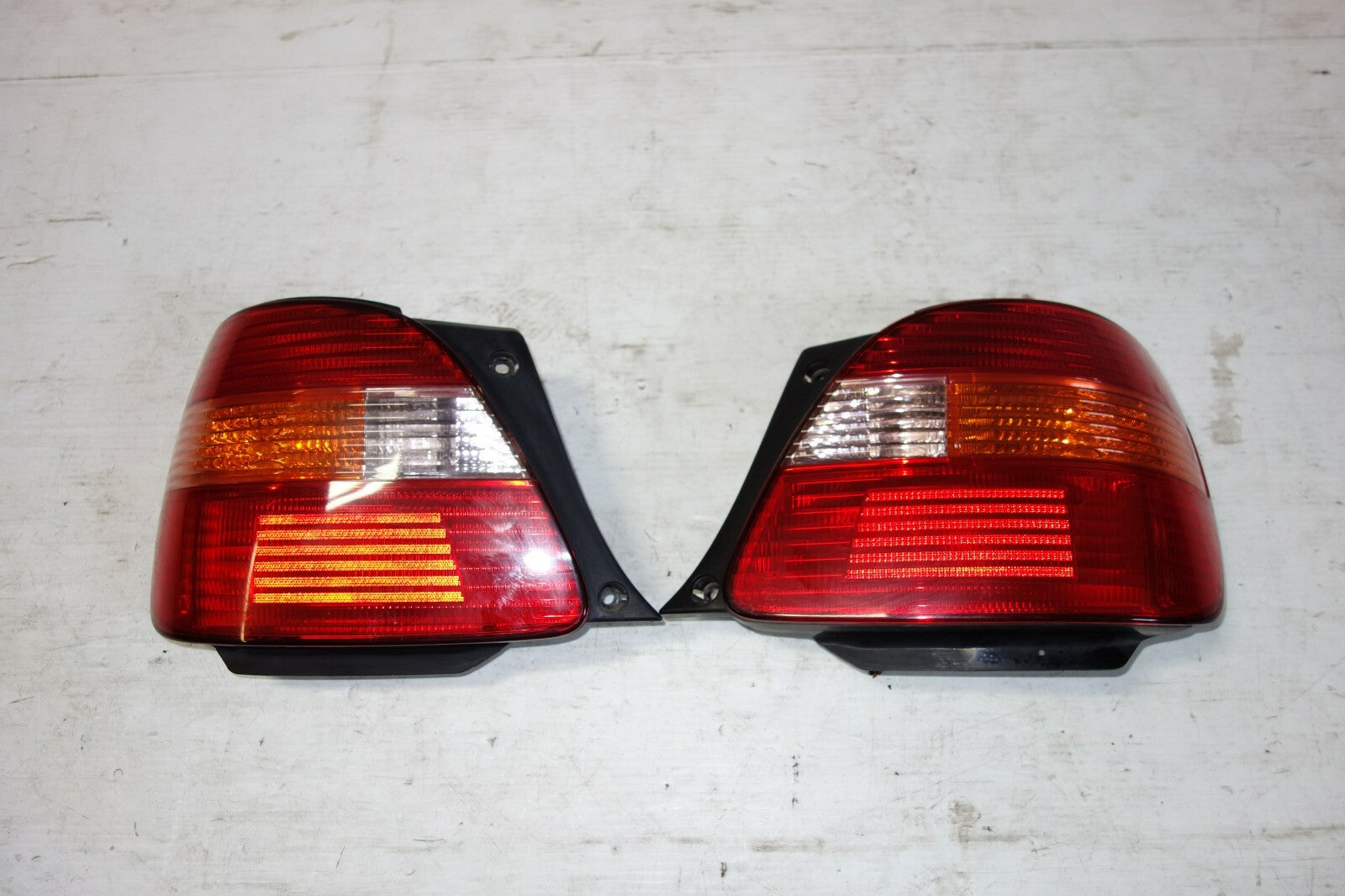 JDM 1998-2005 TOYOTA ARISTO LEXUS GS300 GS400 GS430 TAIL LIGHTS LAMPS SET