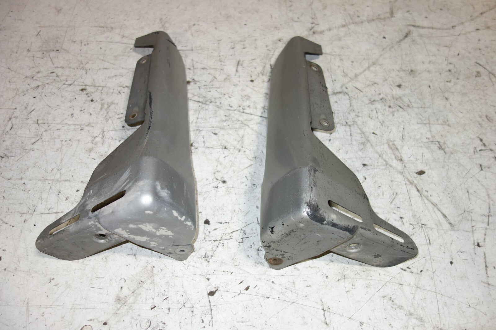 JDM SUBARU LEGACY OUTBACK OEM SIDE SKIRTS SPATS WAGON 2005-2009