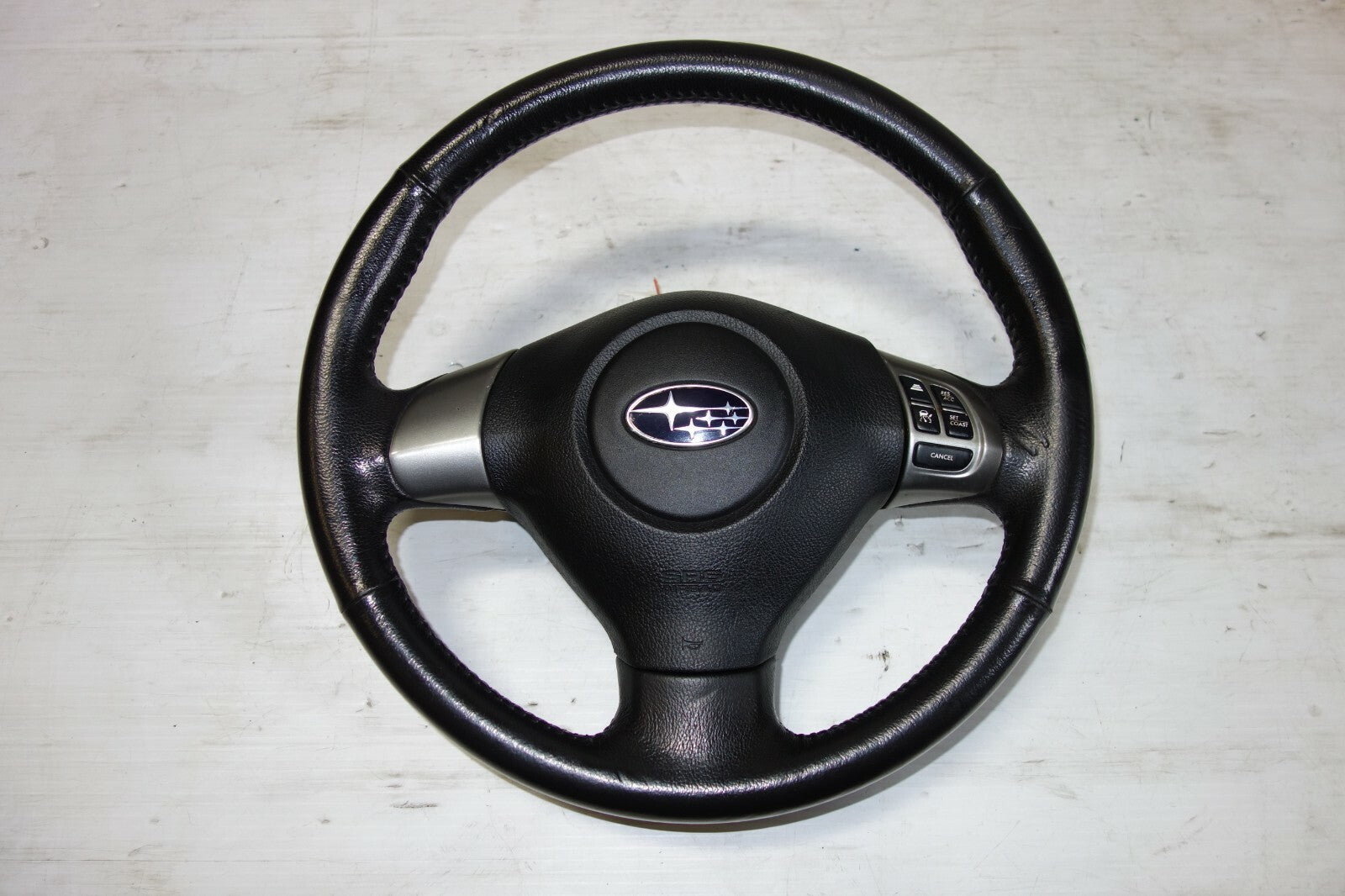 JDM 2005-2009 SUBARU LEGACY & OUTBACK STEERING WHEEL & HUB 2005-2009 M-910