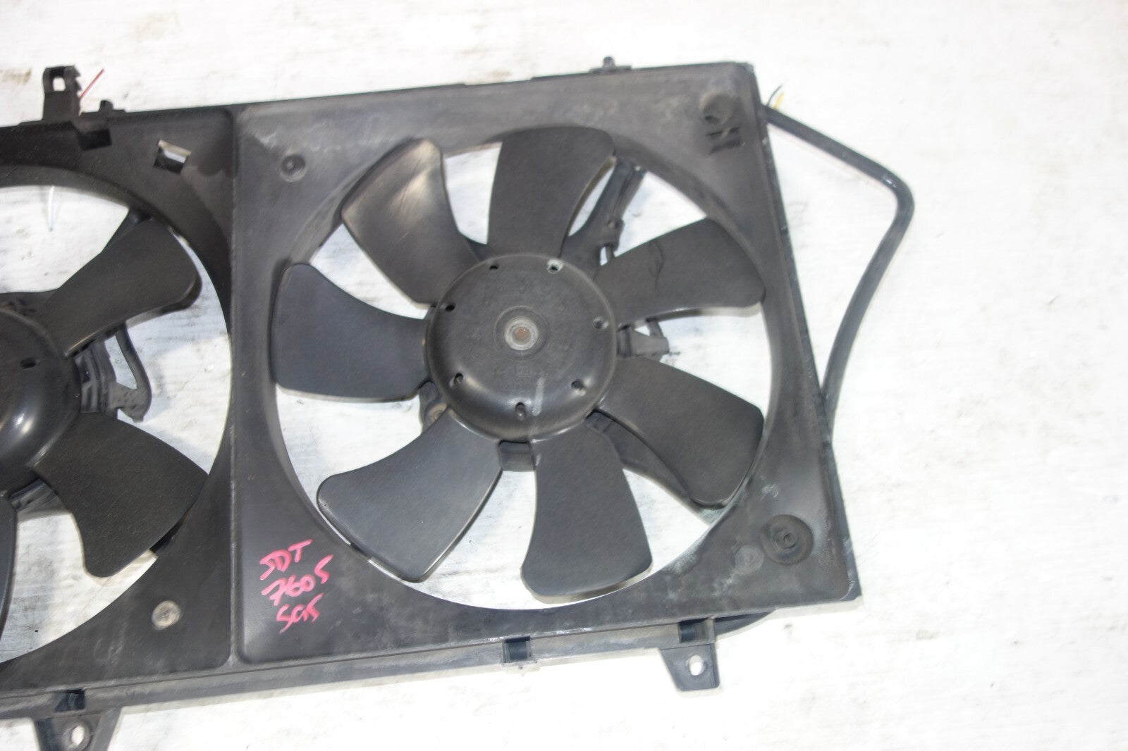 JDM Subaru Forester Radiator Fan Assembly Shroud SG5 2003-2008 Rad Fan OEM