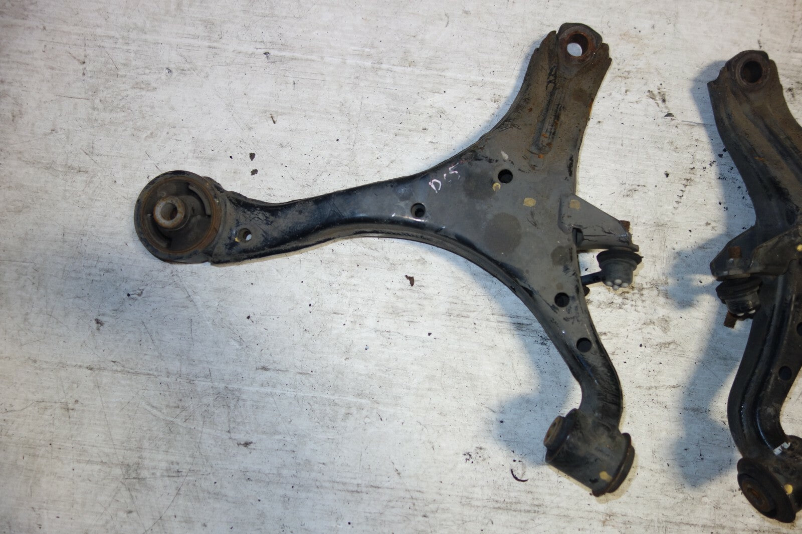 JDM Acura RSX DC5 Front Lower Control Arms 2002 2003 2004 2005 2006 OEM Japan