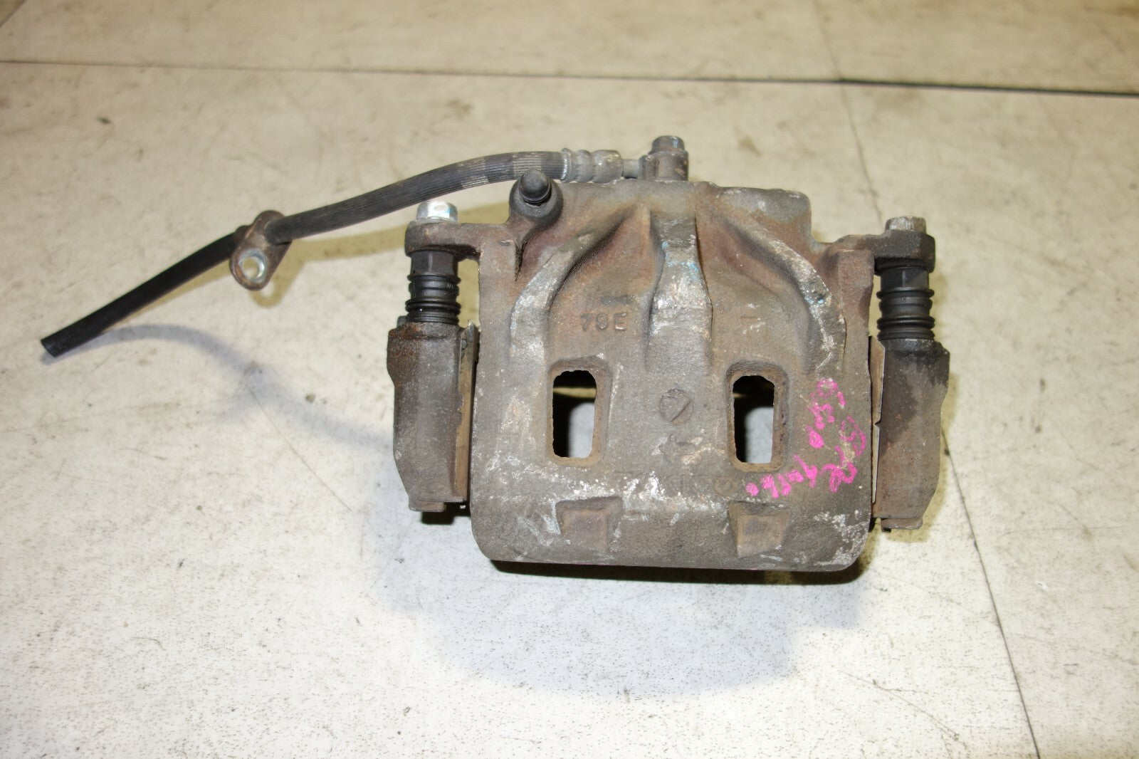 2005-2009 Subaru Legacy Spec-B Front Left Brake Caliper 6-speed Turbo JDM #2