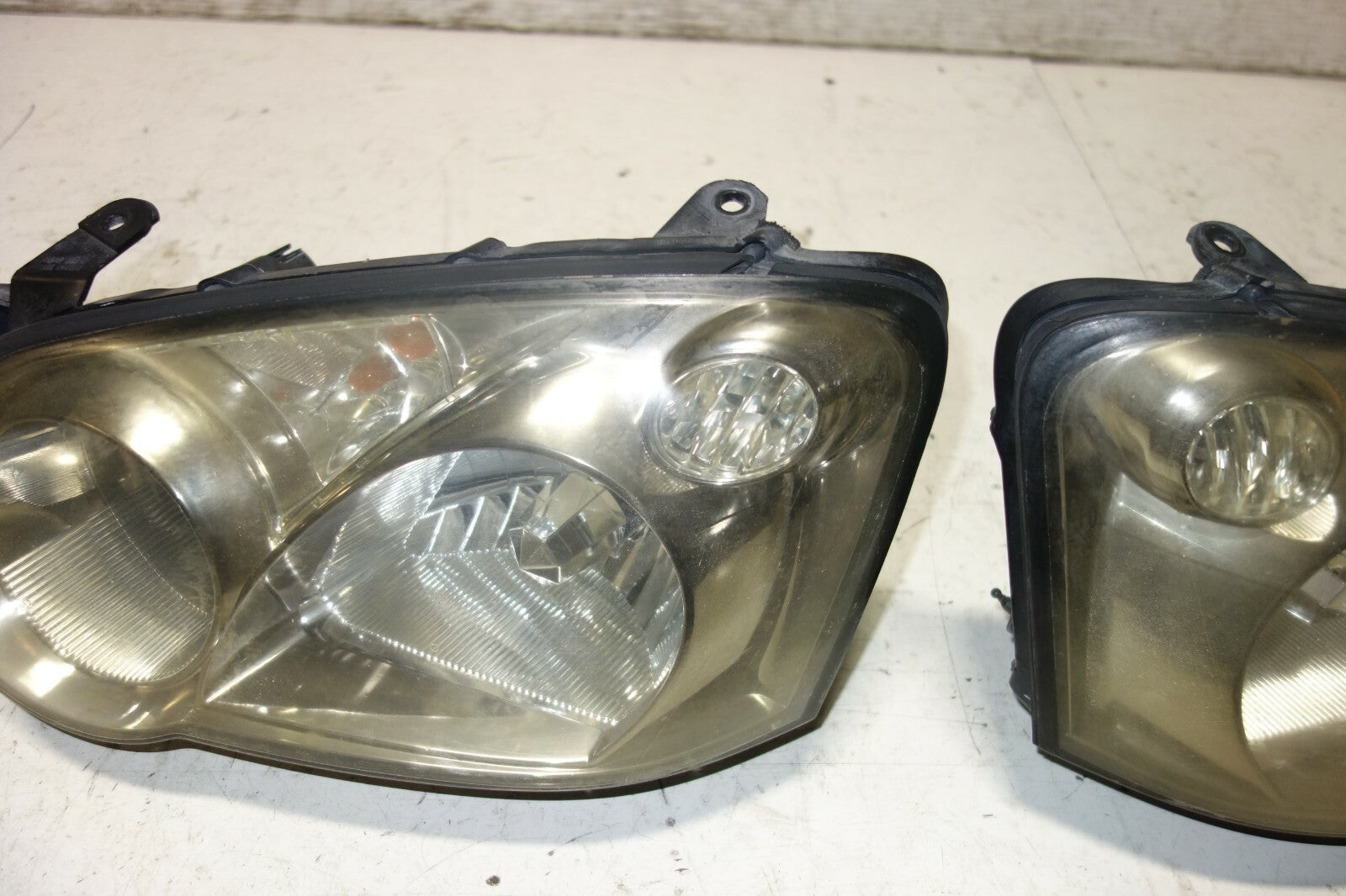 JDM Subaru Impreza WRX STI Headlights Headlamps HID V8 BLob Eye 2004 2005 Pair