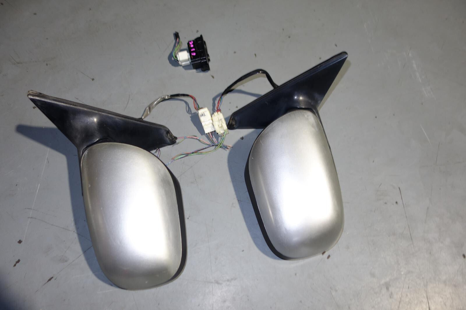 JDM Toyota Altezza Lexus IS300 Power Folding Mirrors Switch 2001-2005 SXE10 IS