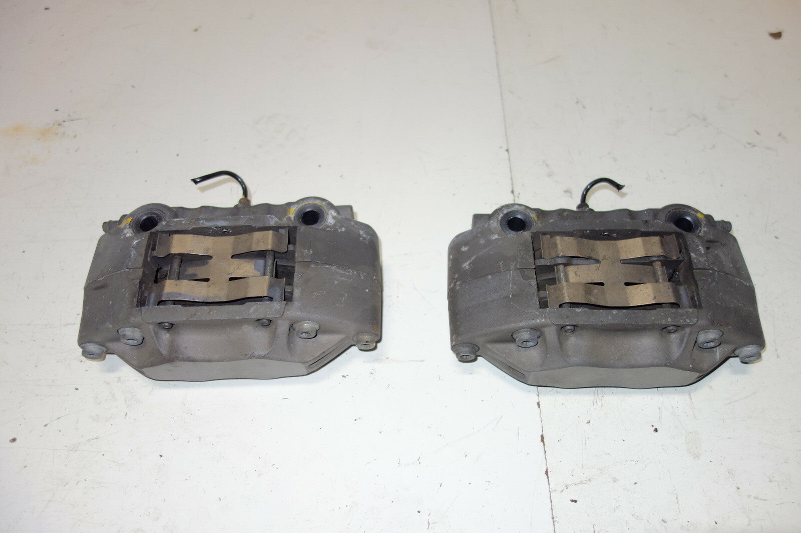 Acura RL OEM Big Front 4 Pot / Piston Advics Brake Calipers OEM 2005-2012 JDM