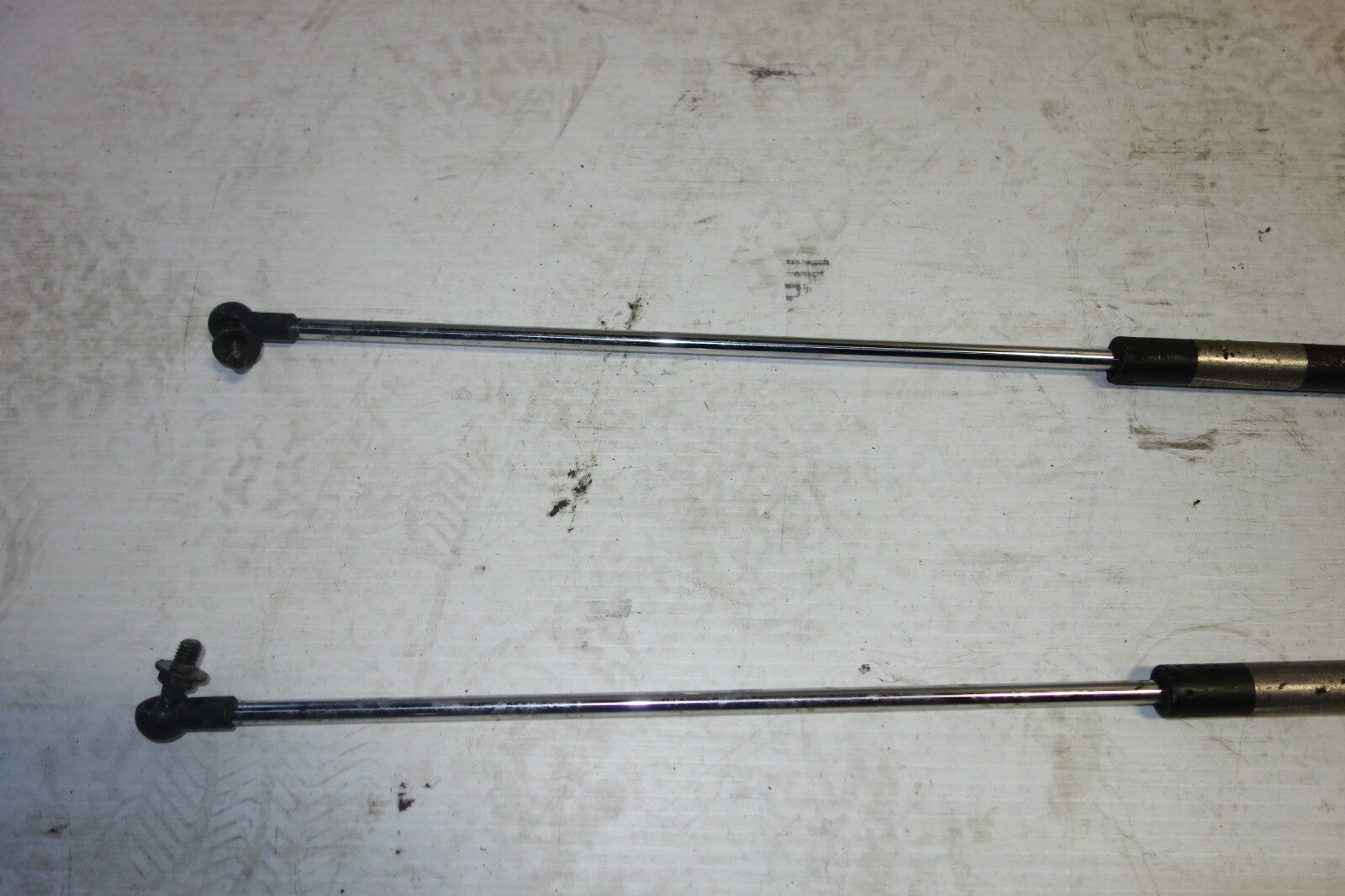Honda Integra DC2 Type-R Rear Tailgate Damper Gas Spring Strut Pairs OEM Genuine