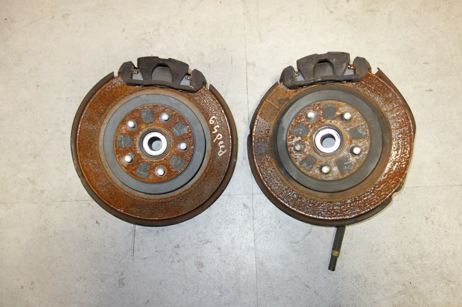 JDM Subaru Legacy 6Speed Rear Spindle Hub Knuckle Caliper 2005-2009