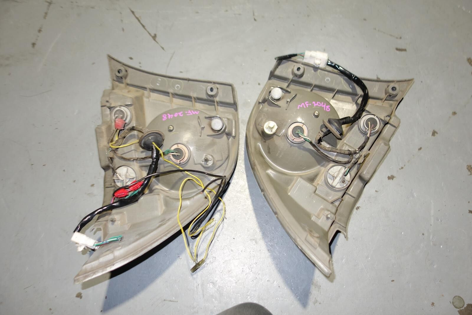 JDM LEXUS IS300 2001-2005 TAIL LIGHTS TOYOTA ALTEZZA SEX10 TAIL LAMP 2001-2005