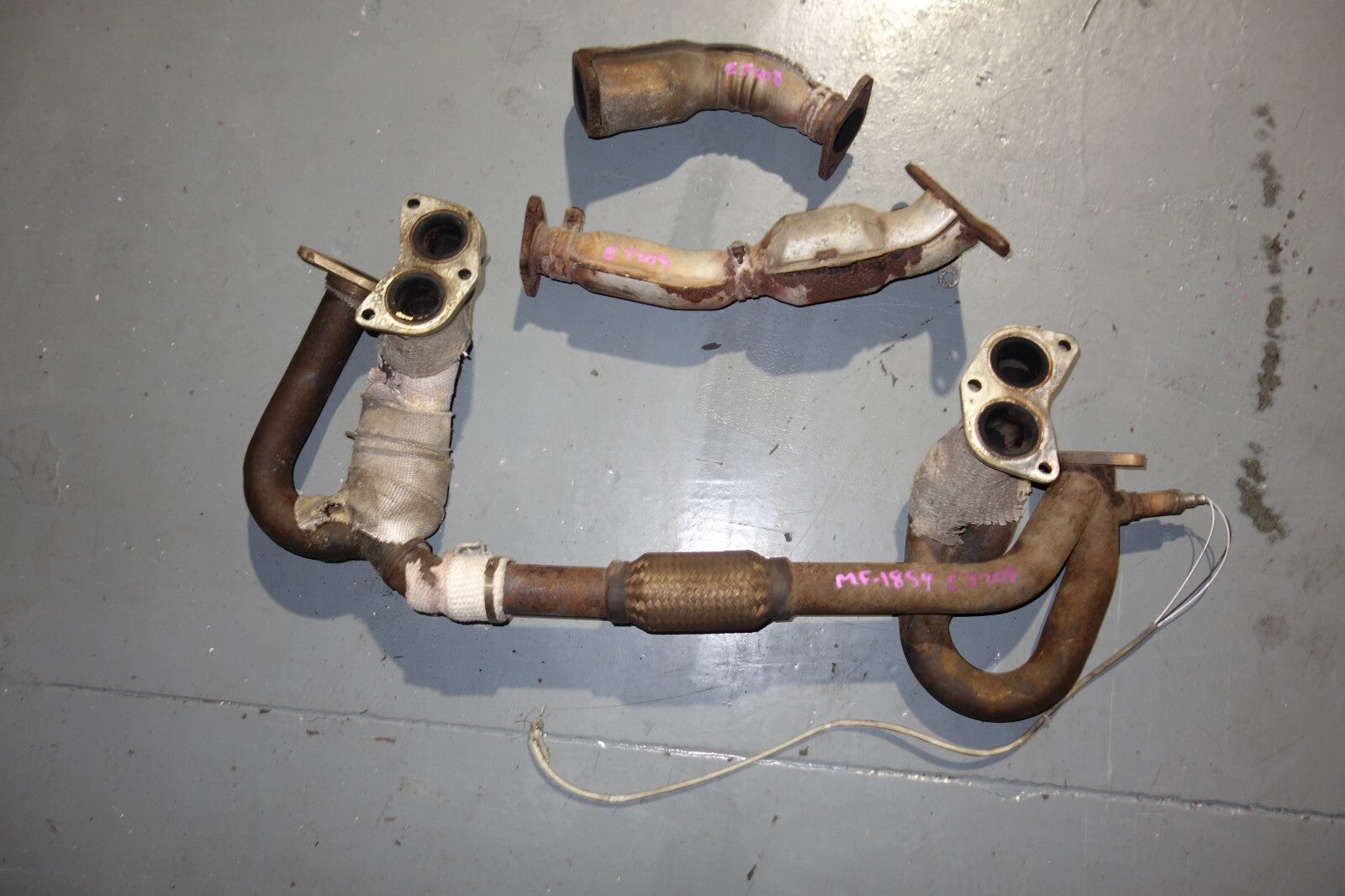 JDM 2000-2004 SUBARU LEGACY B4 EJ20 SUBARU EXHAUST EXHAUST MANIFOLD TWIN TURBO