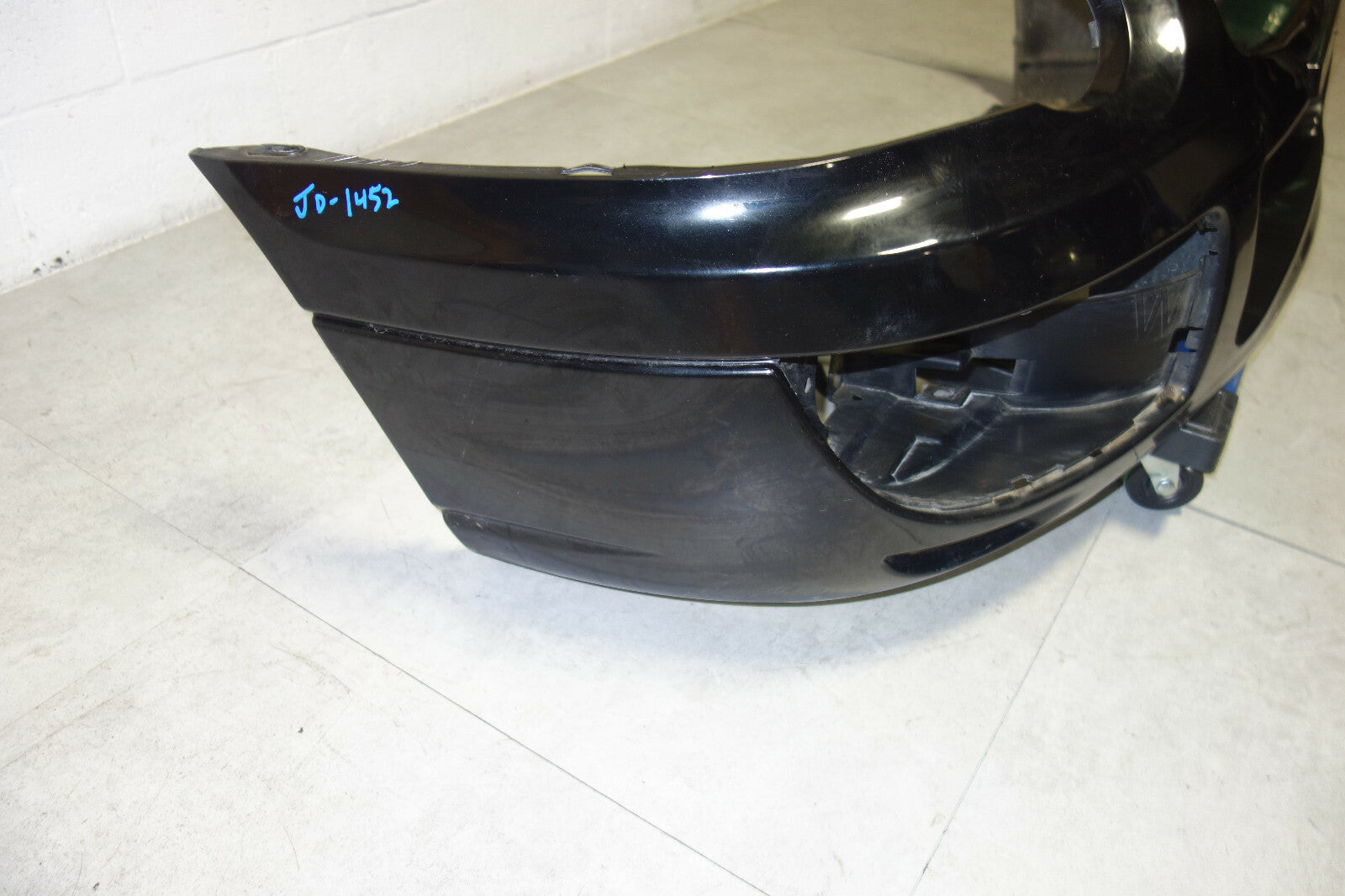 JDM Subaru Impreza WRX Outback Sport Wagon Front Bumper Fogs Hole 2004-2005 V8